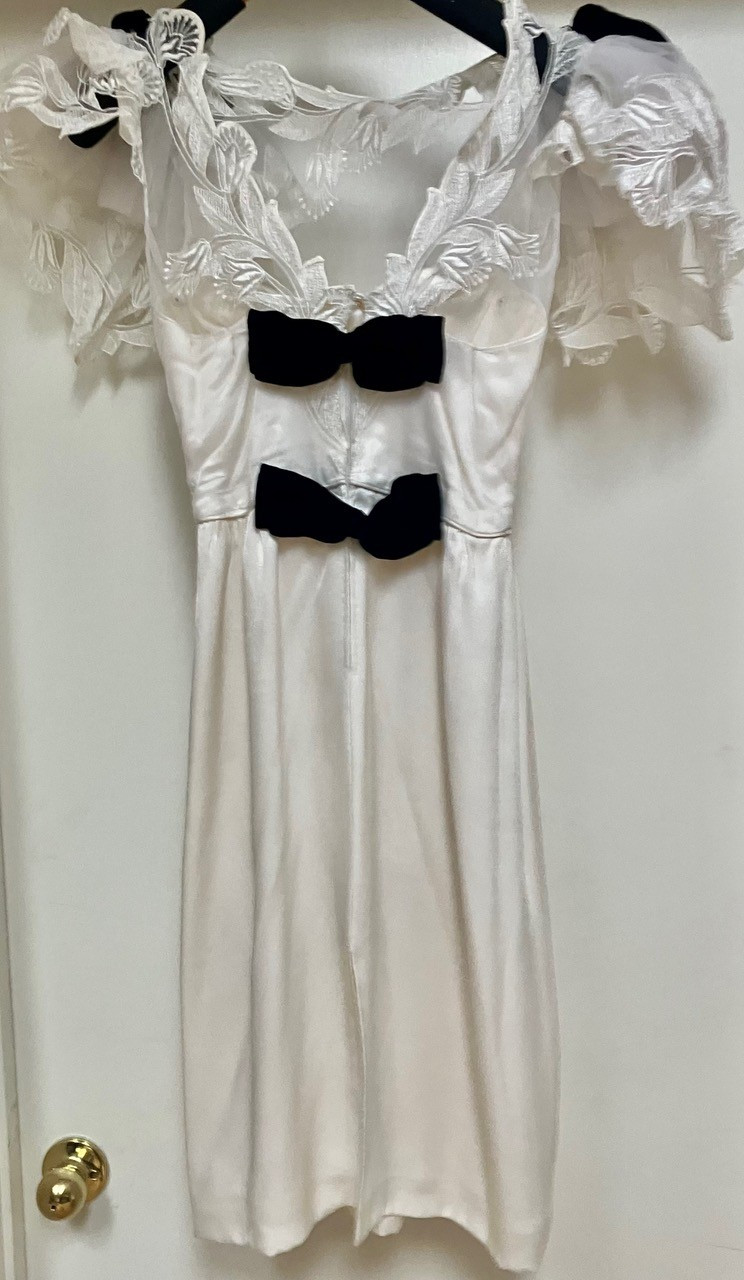 Vintage Natalie Aronson White Lace With Black Bows Dress. 1970’s. Size Small.