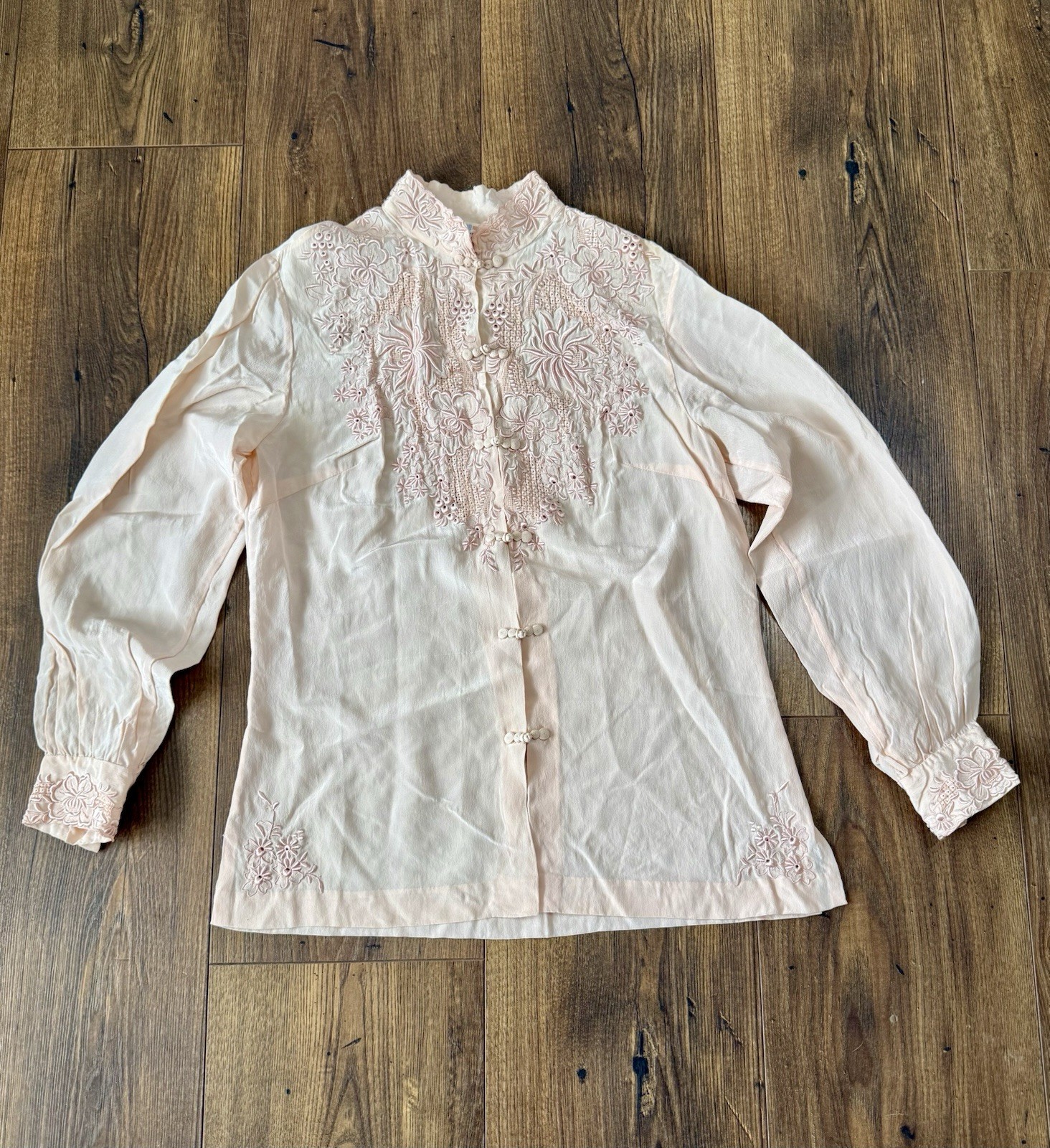 Peony Vintage pink 100% silk hand-embroidered Blouse made in Shanghai Size 32