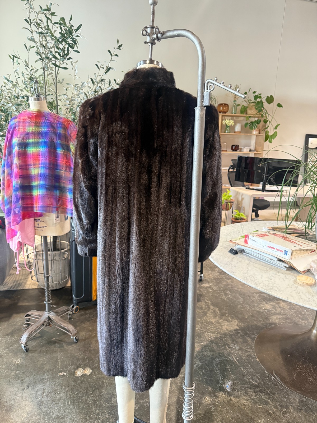 Vintage 1970s Full-Length Dark Mahogany Brown Mink Real Fur Coat Size S/XS Small