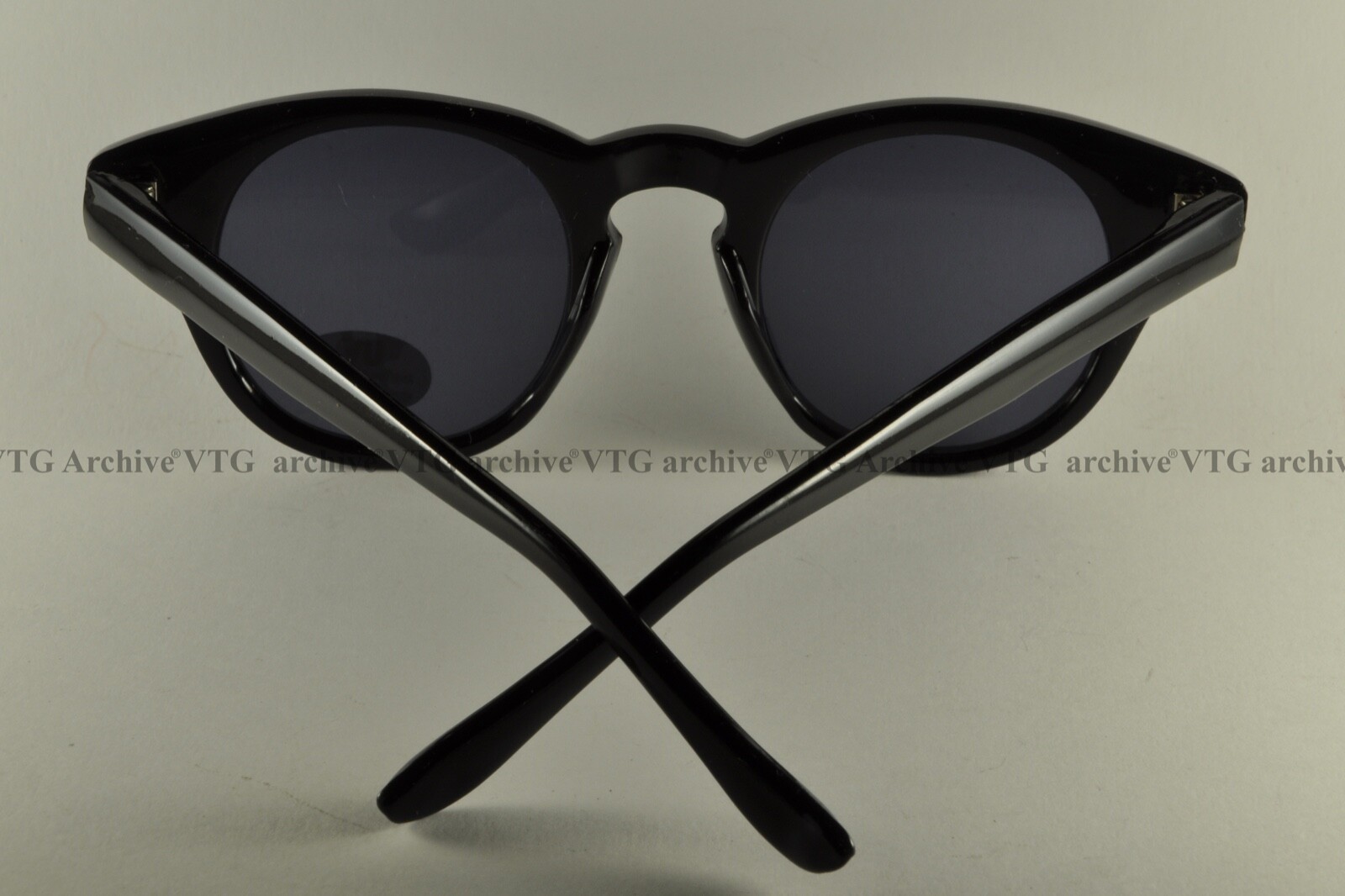 Vintage OPTIMODA 70s/80s Never Used Muscot Pantos Style Glasses FLAT LENS