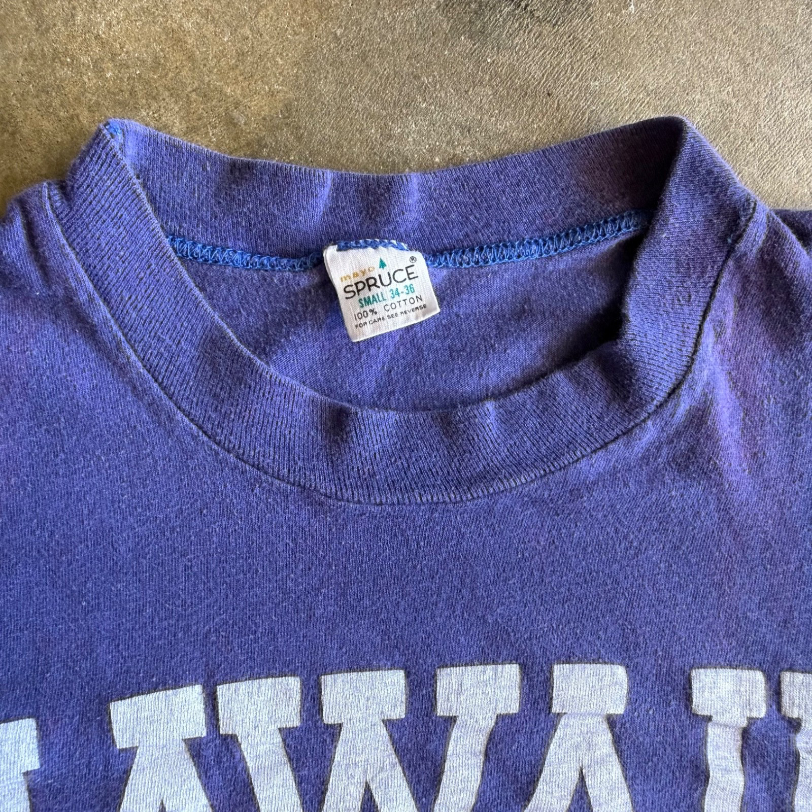 70s VINTAGE 1976 HAWAII SOUVENIR T-SHIRT SZ S HAWAIIAN SHIRT SURFER SURFING SURF