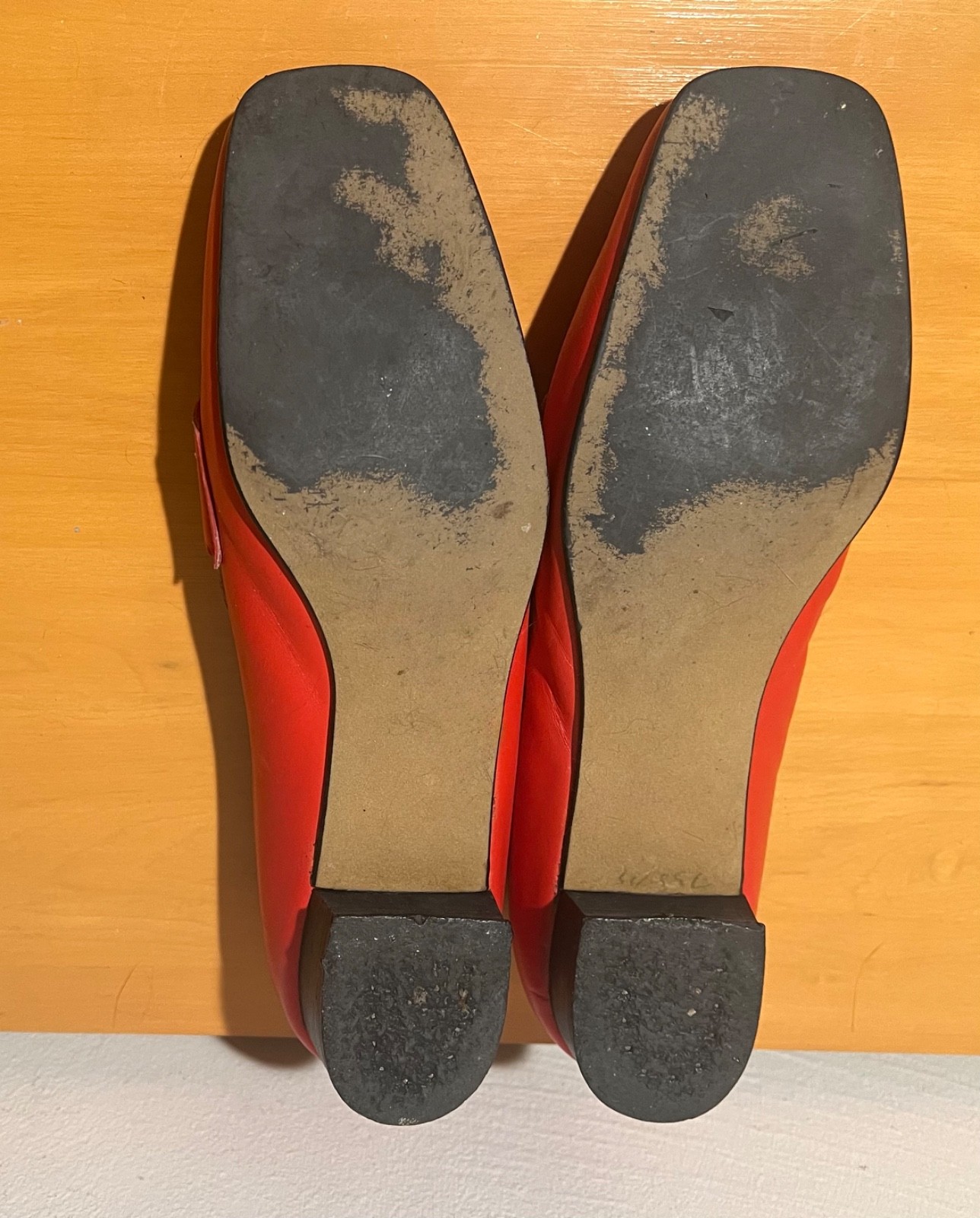 Vintage 1960s Mod Shoes Buckle Women Pump Loafers 7 1/2 N Red