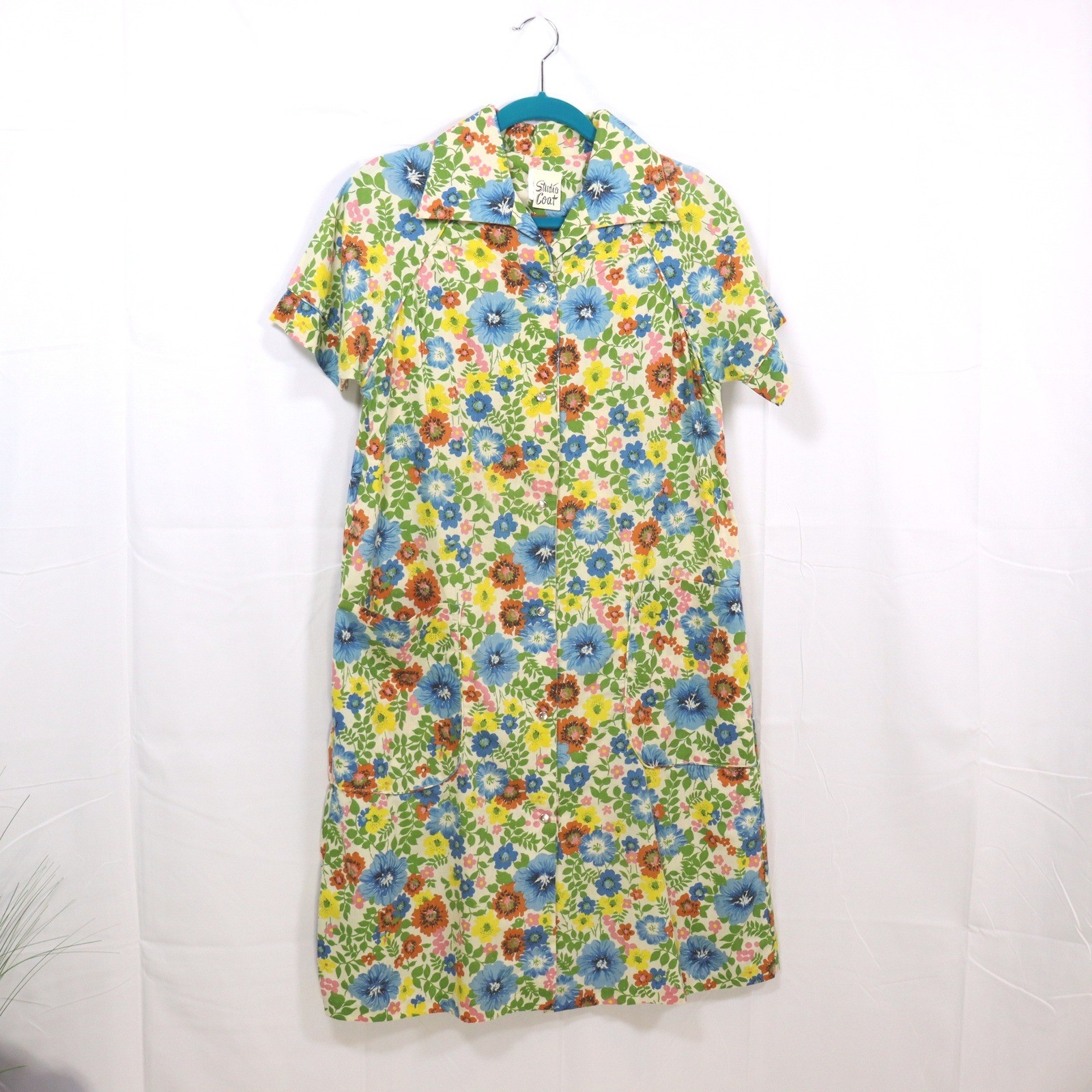 Studio Coat Floral Snap Front Dress Small Multicolor Womens Vintage Housecoat