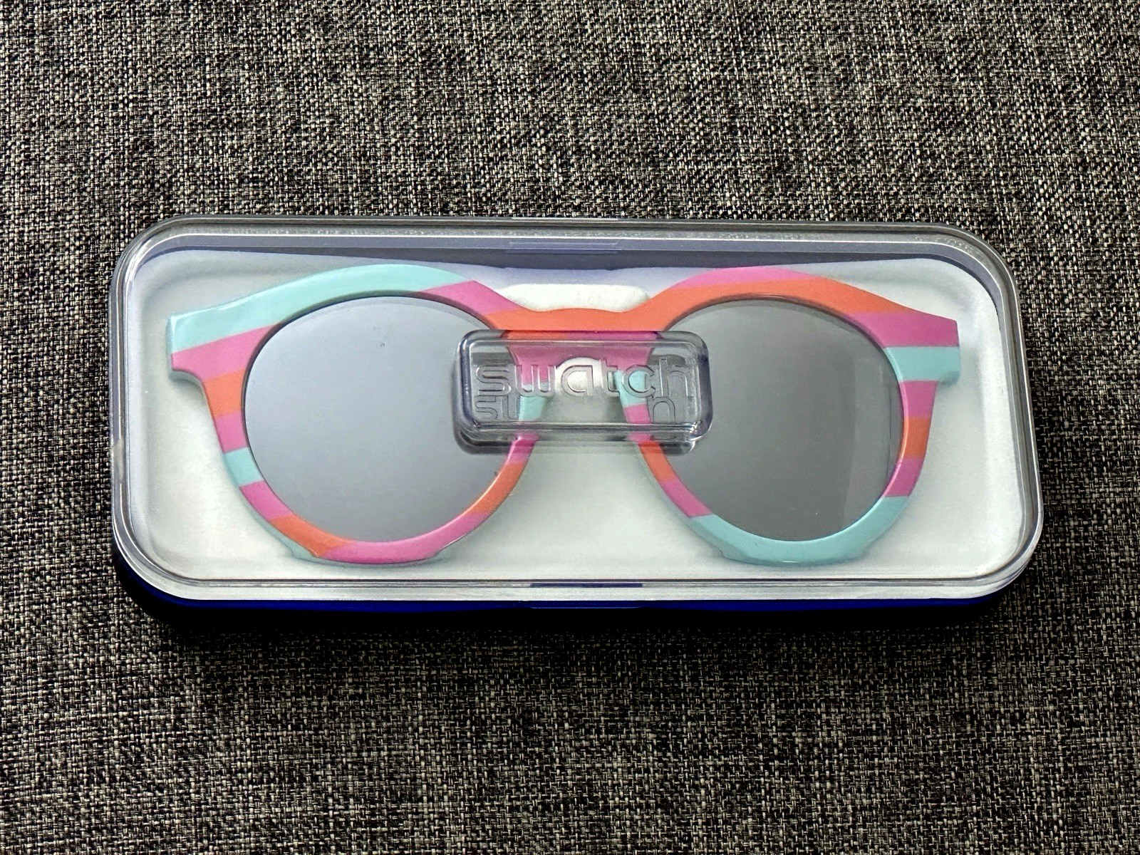BRAND NEW Swatch The Eyes Sunglasses ~ THE EYES OF GINA ~ Clip-On Frame ONLY
