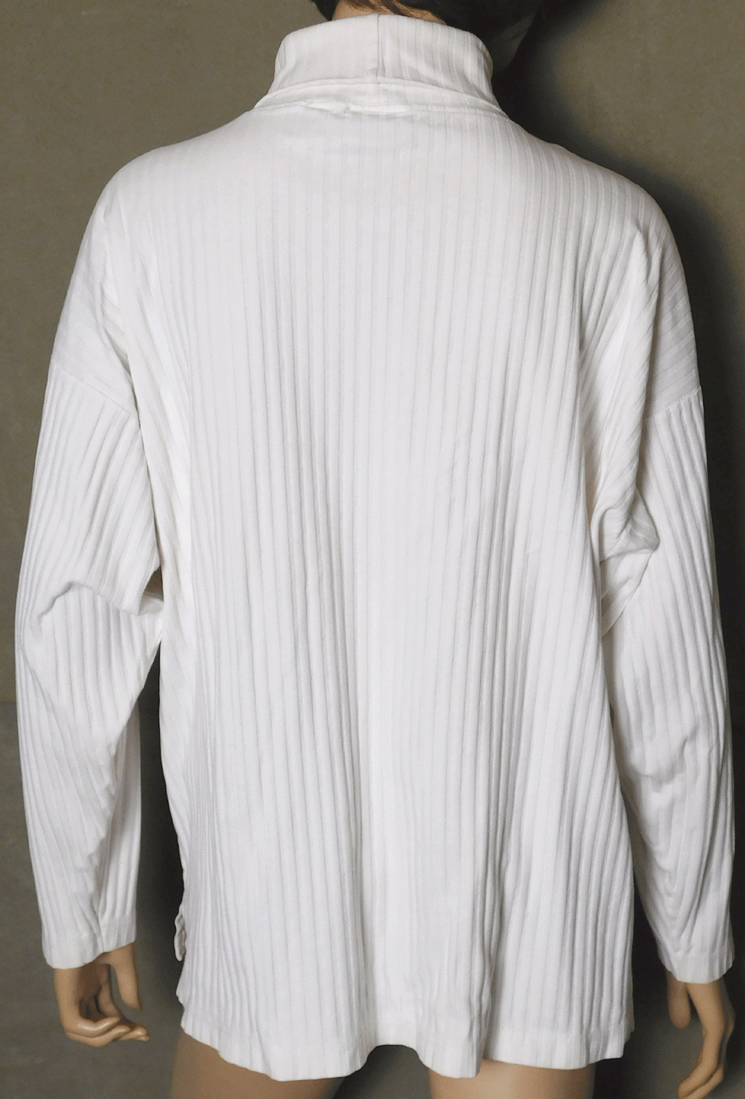 Vintage White Nuovo Ribbed Long Sleeve Turtleneck Shirt, L, Large, VERY NICE!