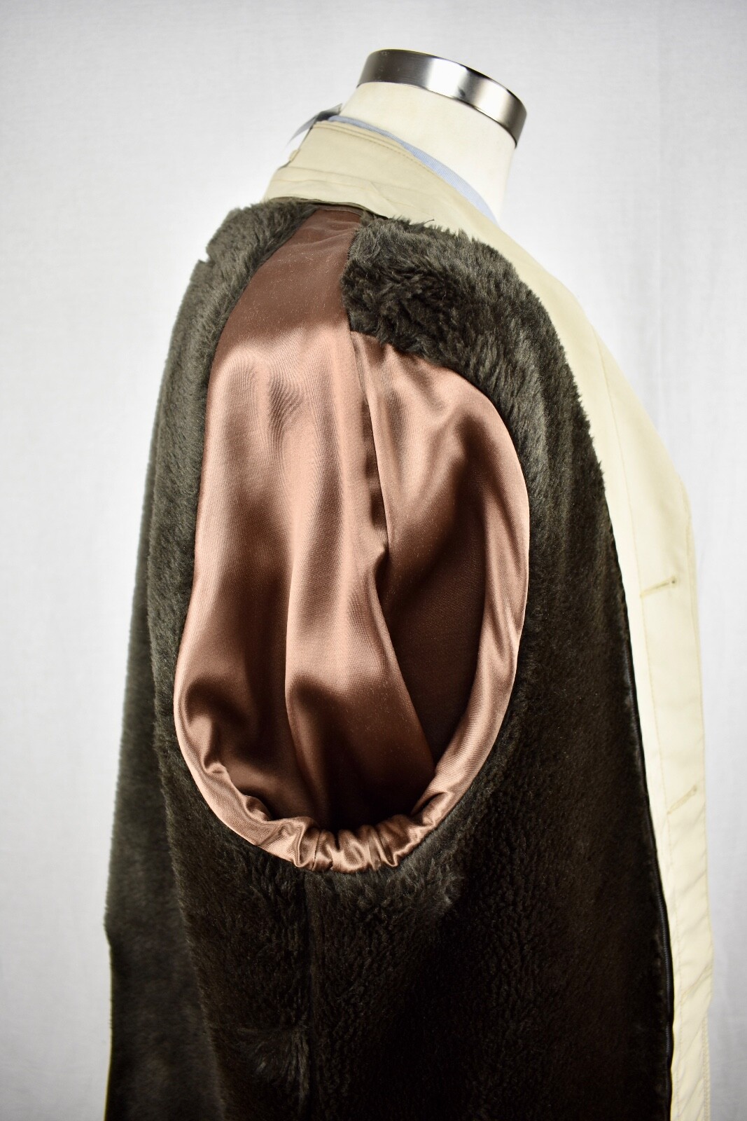 1970’s Gleneagles Solid Light Tan Polyester Four Button Trench Coat Size: 42L