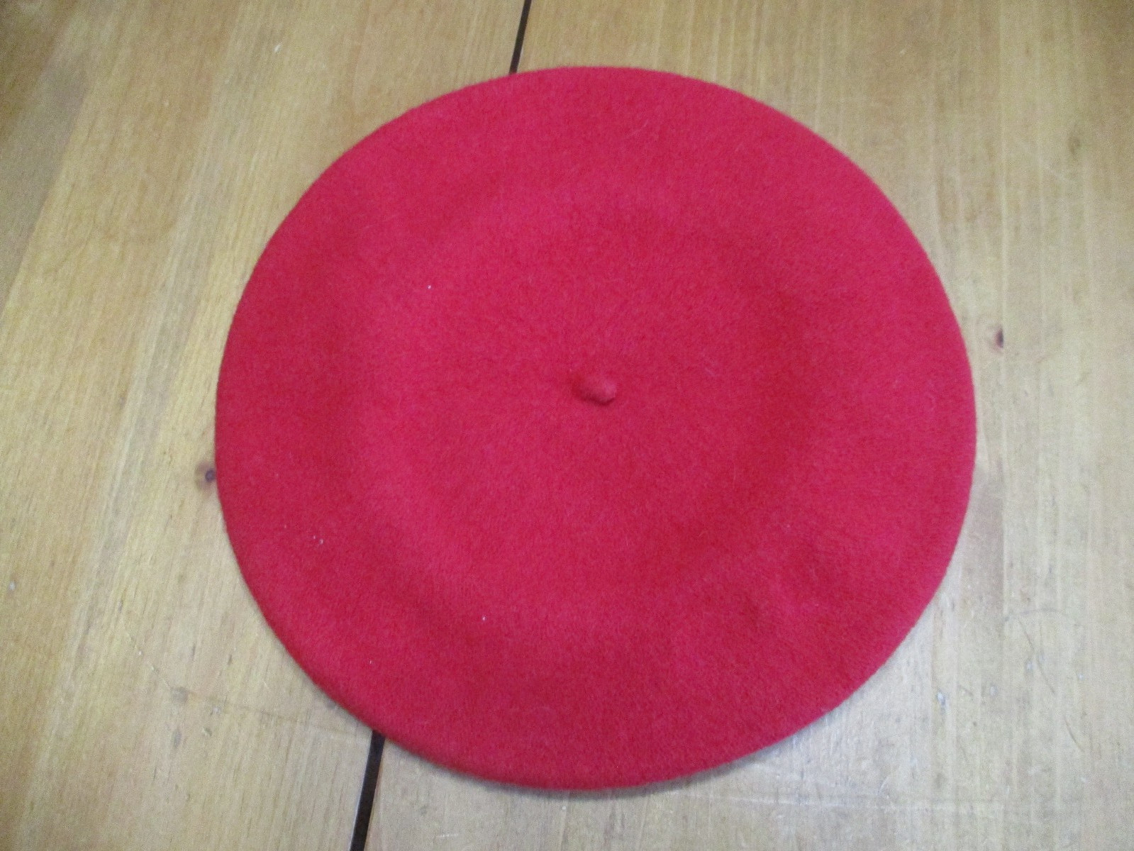VTG Ultrabasque Red Wool Beret Hat Made in Czech Republic RN 58584,One Size