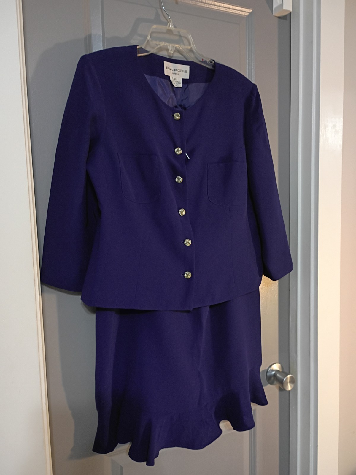 EVAN – PICONE Purple Lined Skirt Suit Long Sleeve Button Front Size 16 Front…
