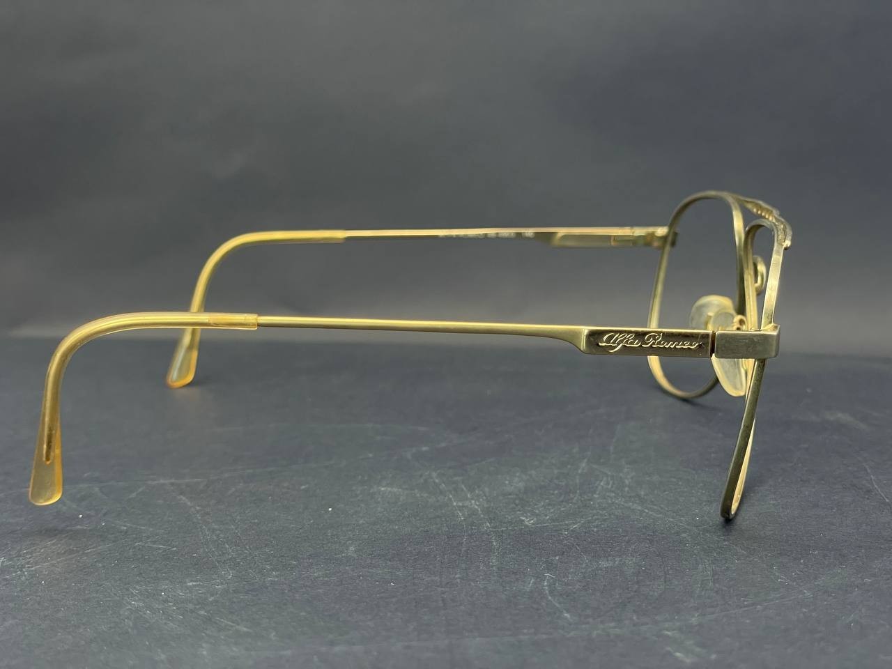 Vintage Alfa Romeo 49-4903 Aviator Eyeglasses Gold Metal Frame Italy 49-20 140