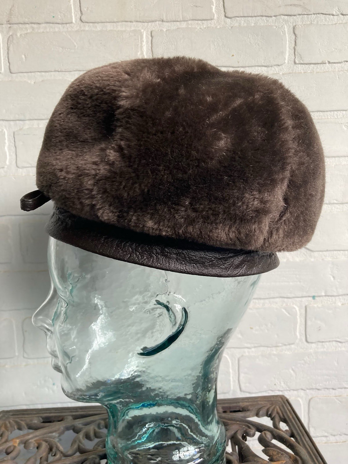 Vintage Mod 1960s Go Go Scooter Hat Taupe Brown Faux Fur Crinkled Pleather 21″