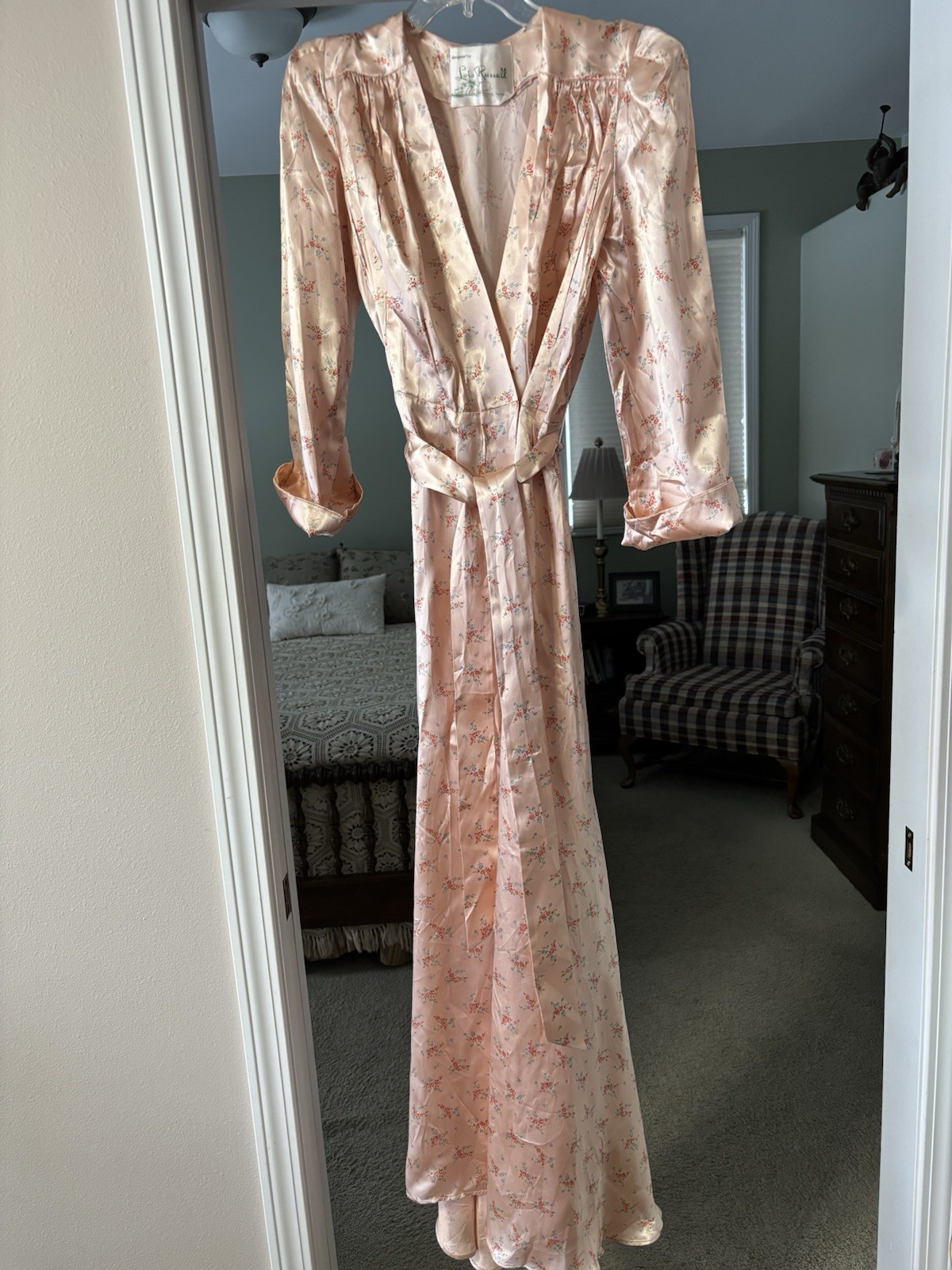 Vintage Designer Long Robe Lois Russell Honolulu Pink Floral Cotton Sateen Belt