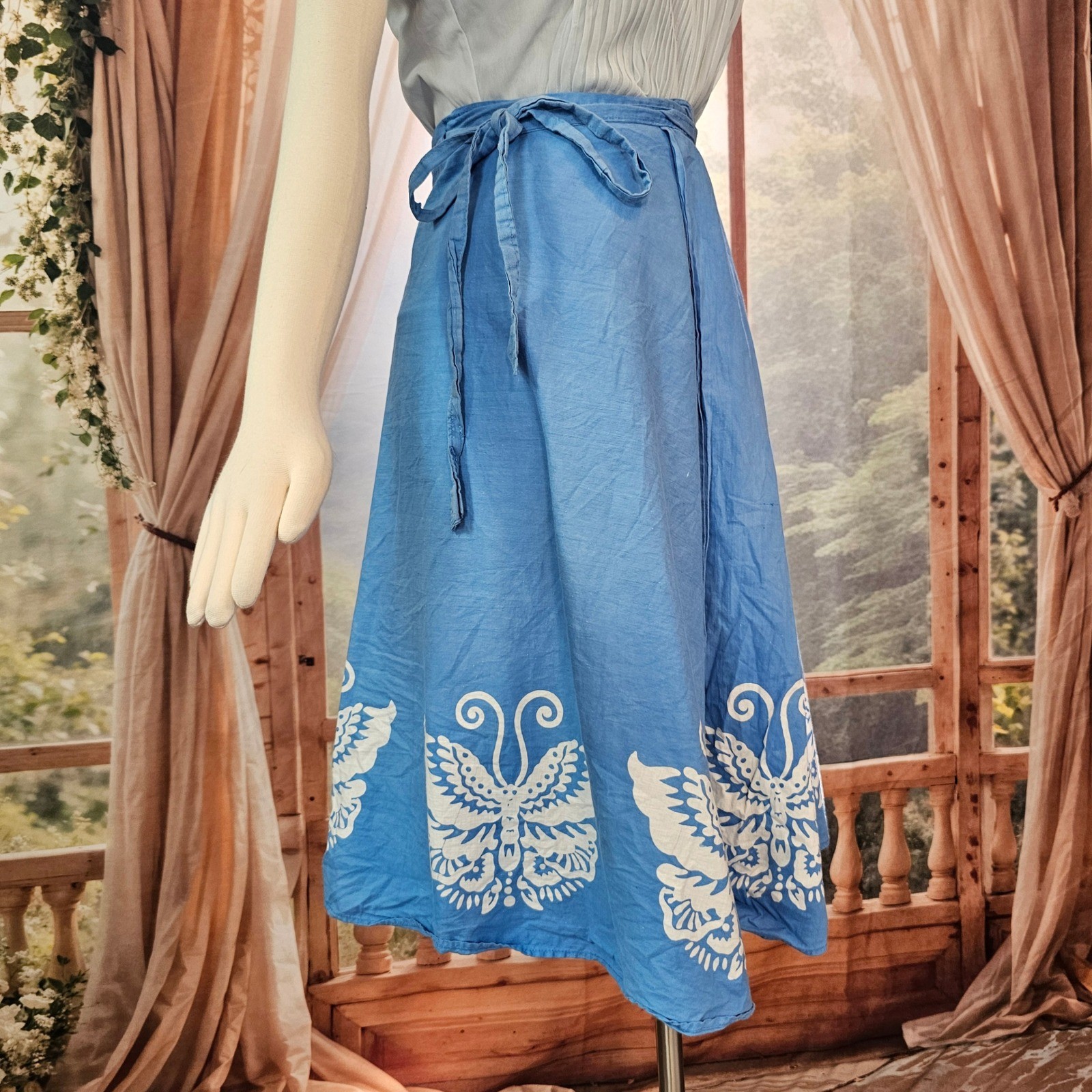 Vintage 1970s Butterfly Print Wrap Skirt Midi Boho Blue White Hippie