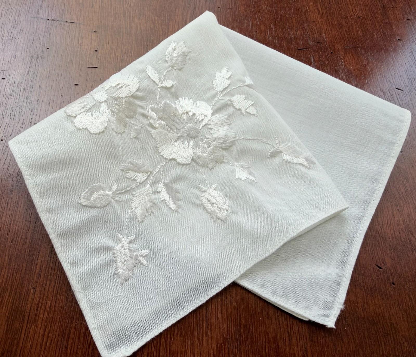VINTAGE HANKY EMBROIDERED WHITE ON WHITE FLORALS SATIN STITCH WILD ROSES LOVELY