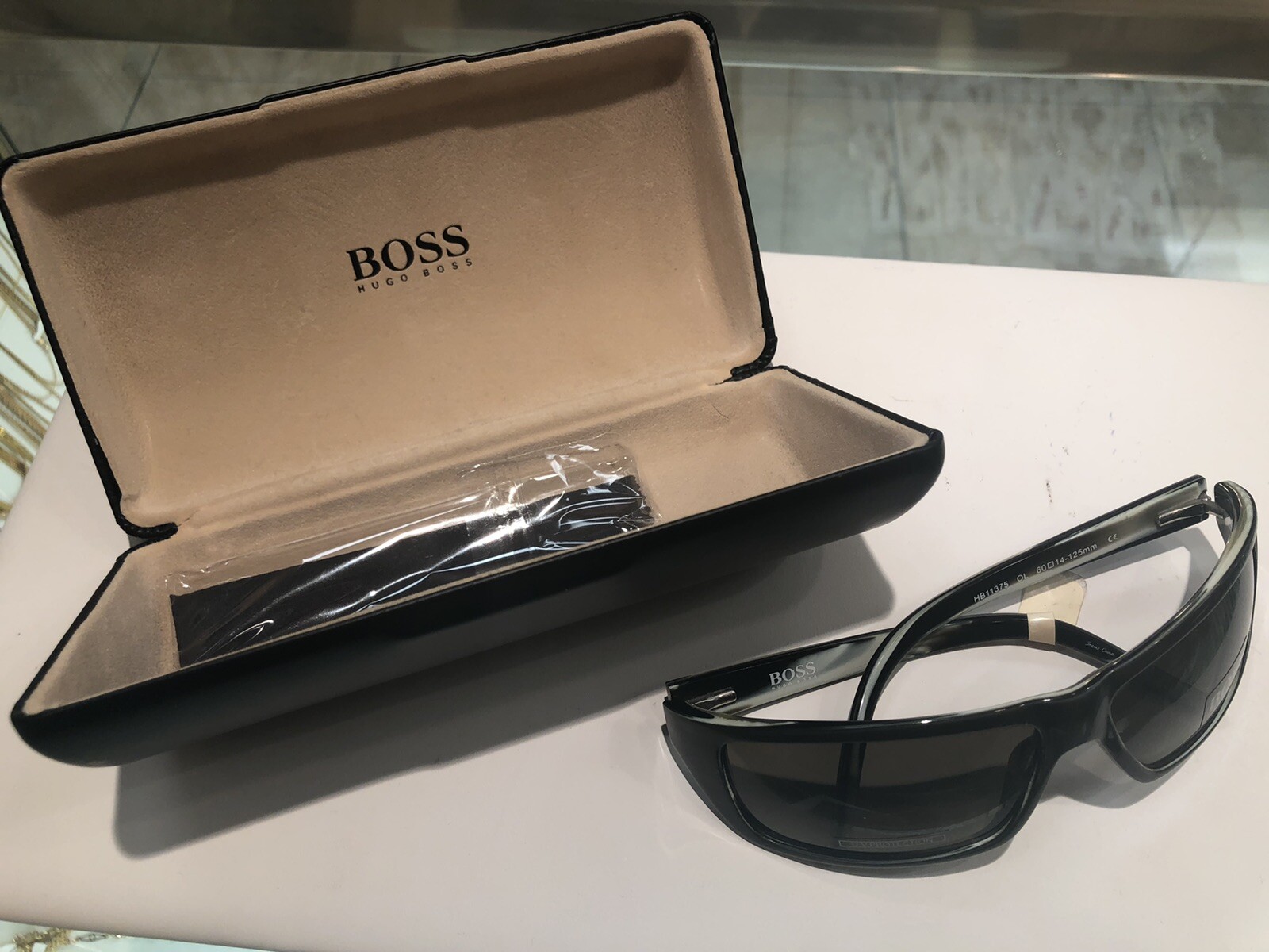 HUGO BOSS Sunglasses W/case HB11375 OL 60 []14-125mm