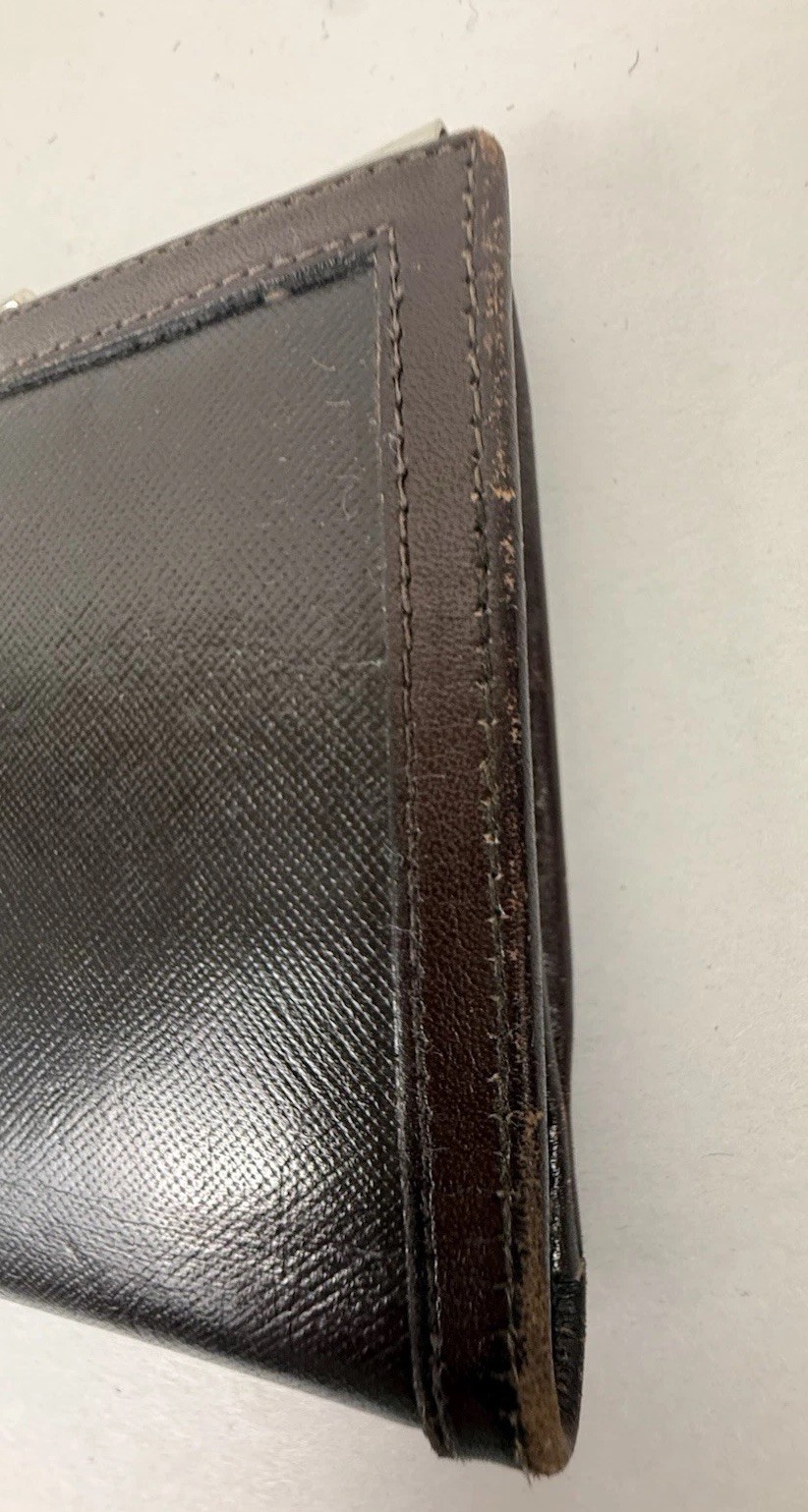 VTG Bond Street Checkbook Bifold Wallet Dark Brown Leather Kiss Clasp Classic