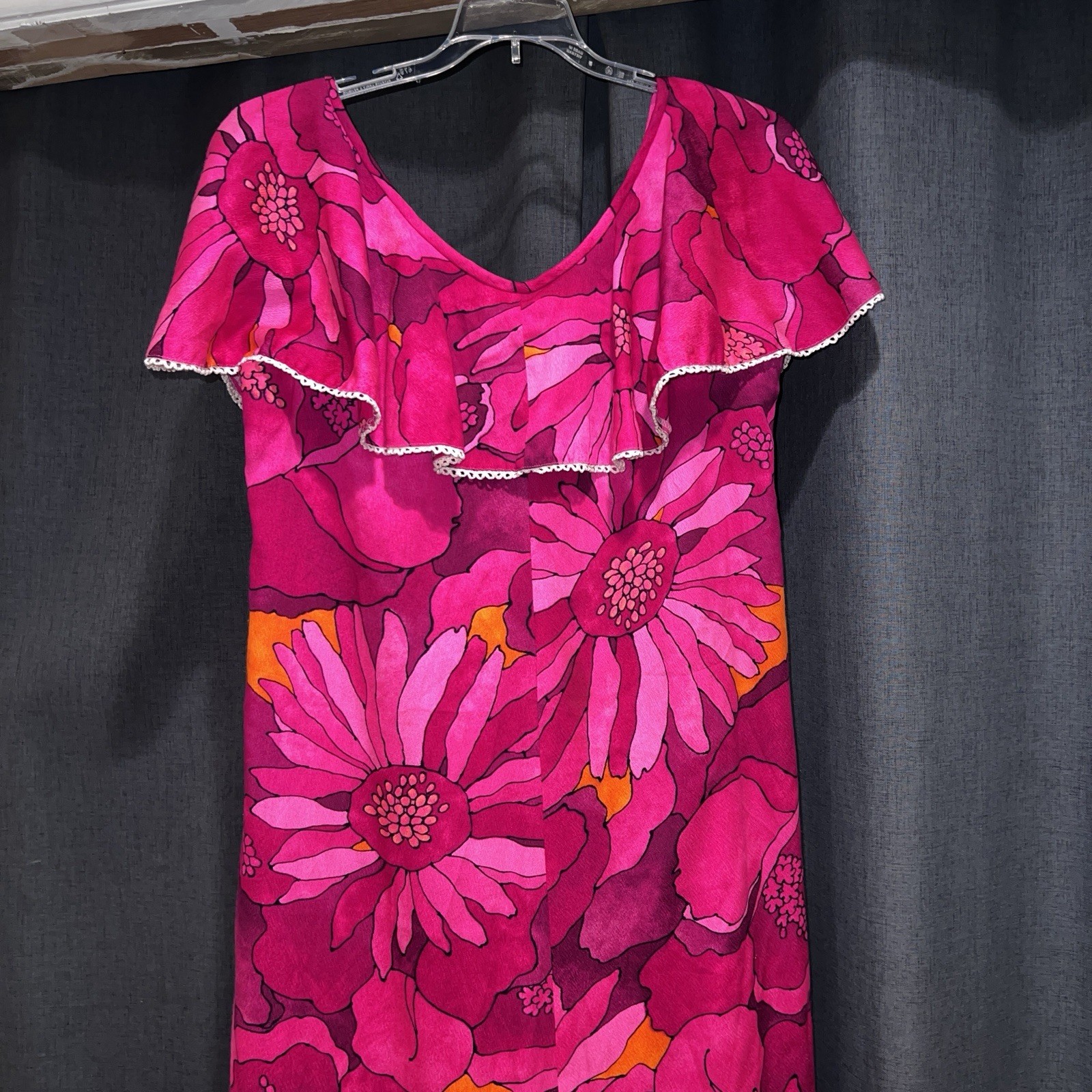 Vintage Hilo Hattie Fashions Hawaii Dress Size 16 MCM, Maxi Length Ruffle Neck