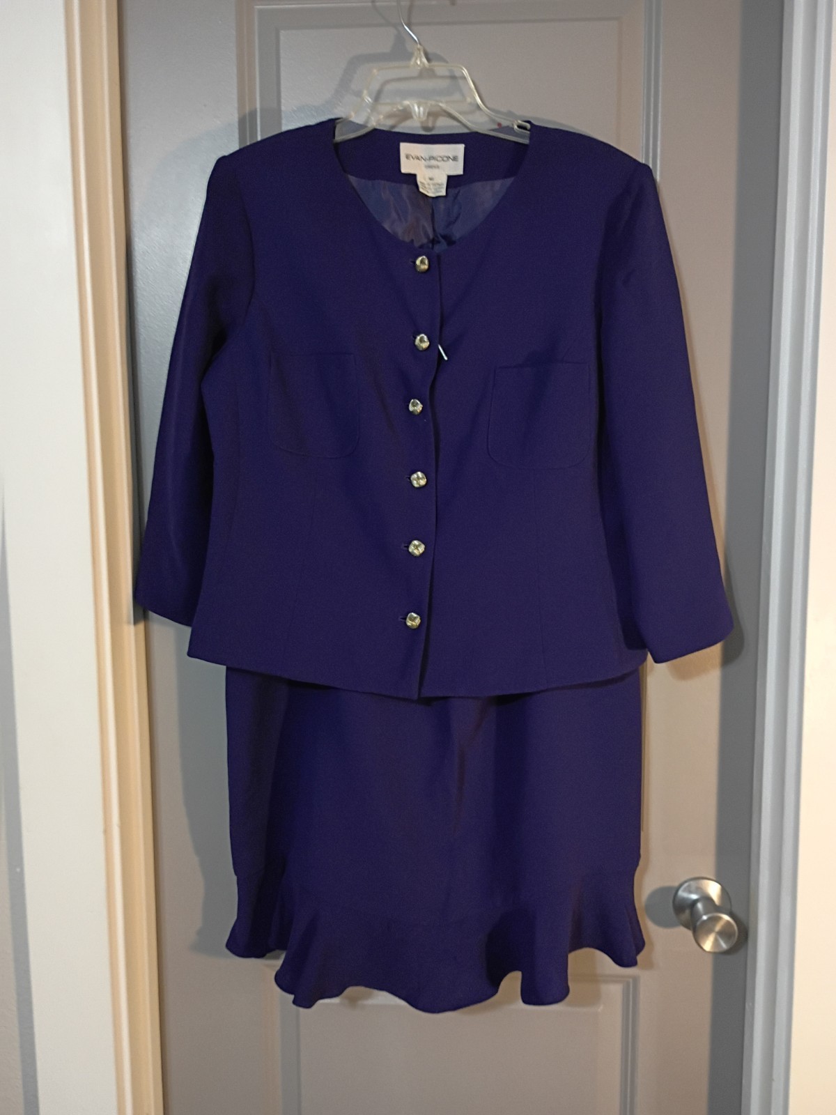 EVAN – PICONE Purple Lined Skirt Suit Long Sleeve Button Front Size 16 Front…