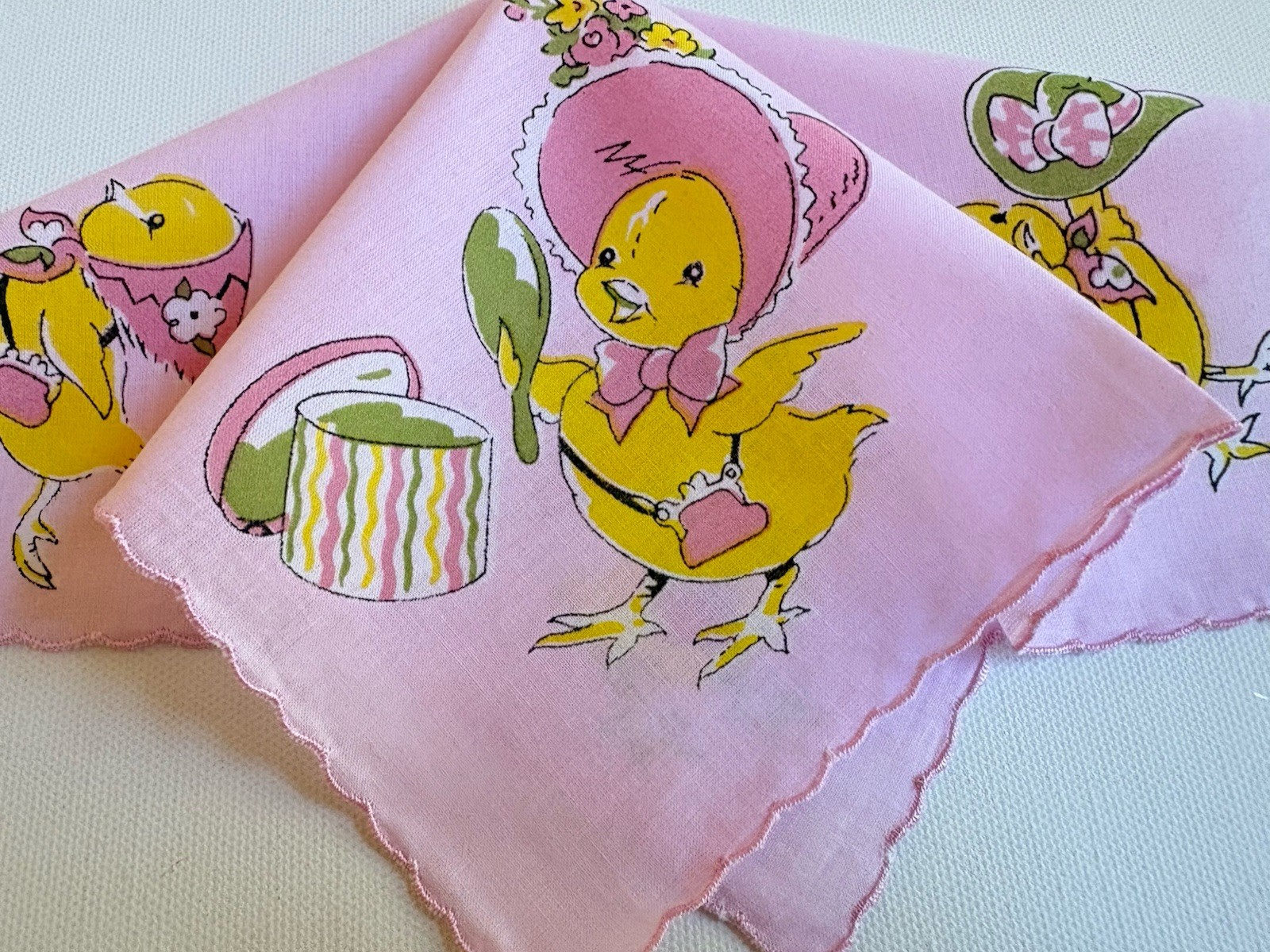 Darling NEW Spring Easter Chick Handkerchief ~ LuRay Hankie! “Easter Bonnets”