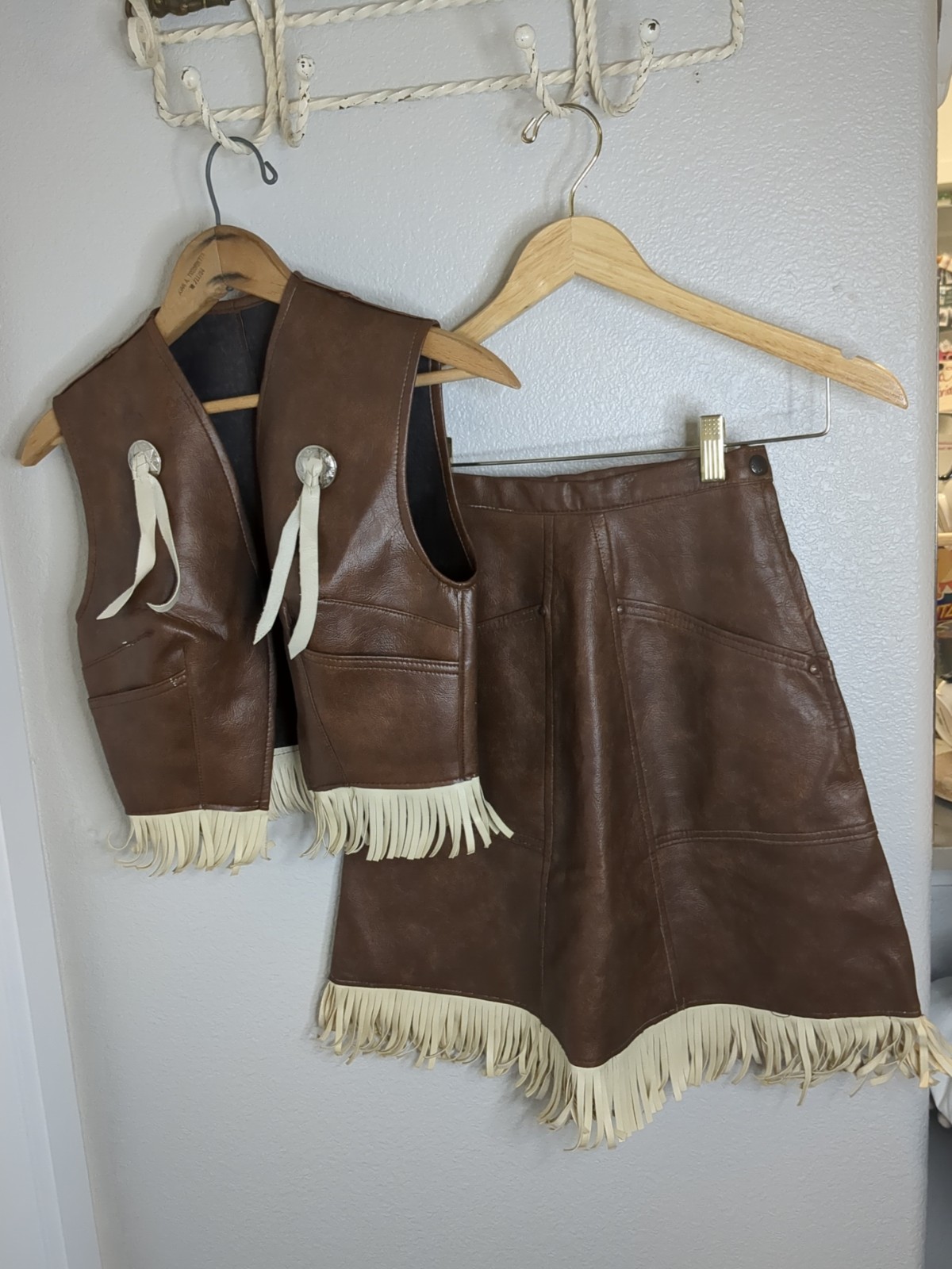 Vintage 60s Pioneer Wear Girls Fringe Skirt & Vest Vegan Leather 2pc SZ 8