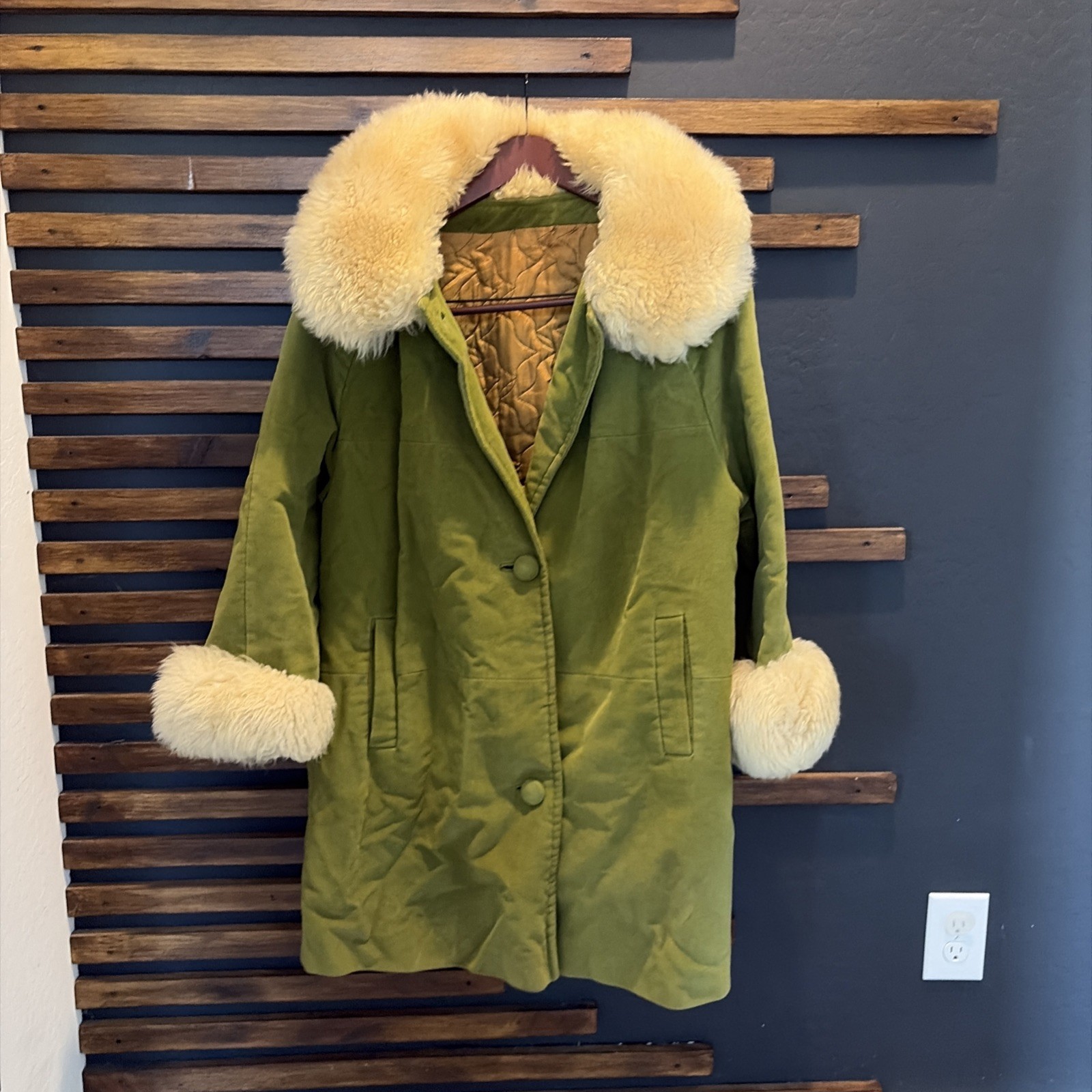 Vintage 1960s-1970s Green Penny Lane Style Country Pacer Coat Fur Trim Size L