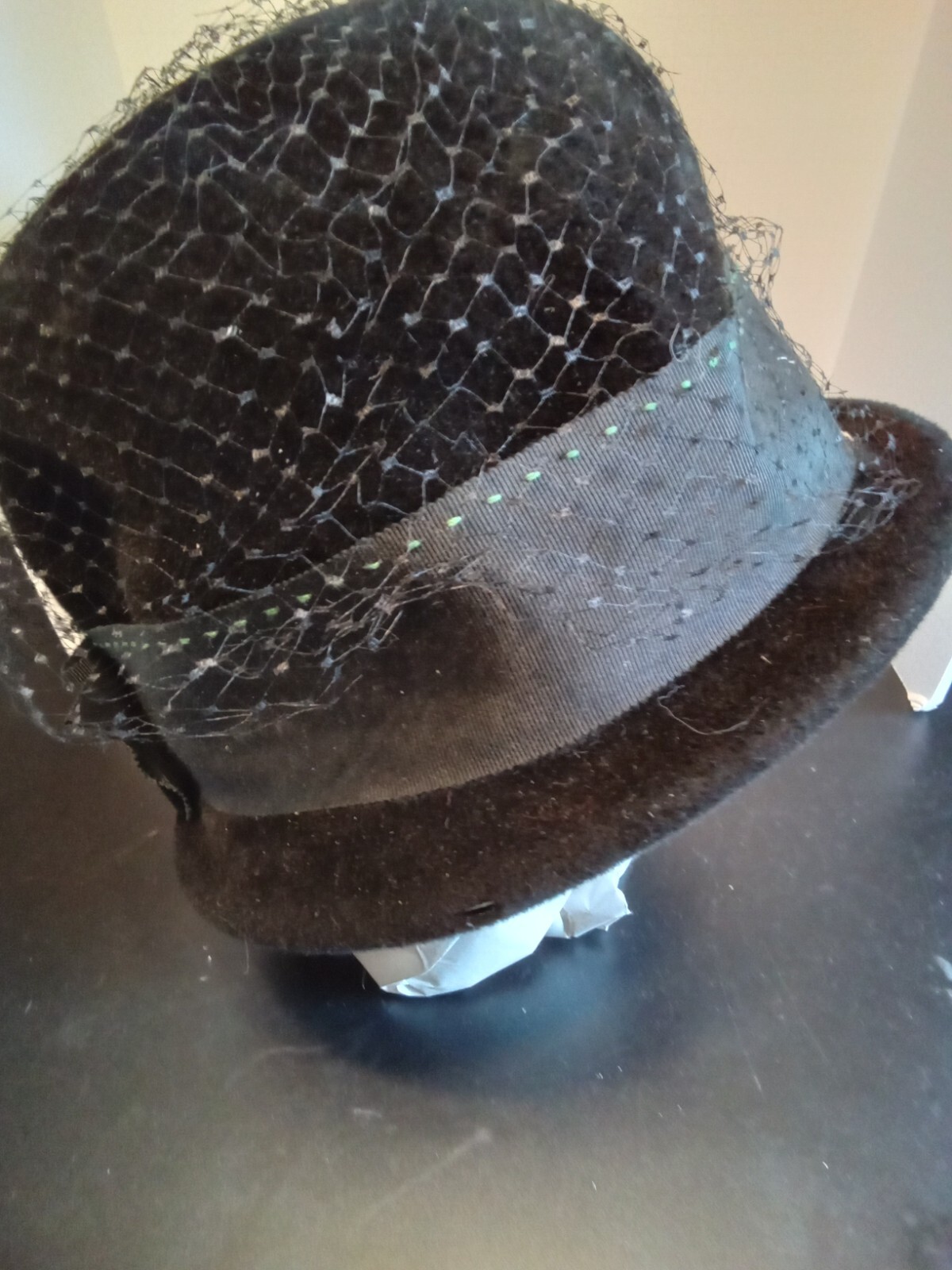 Vintage Merrimac Peachbloom Velour Black Fur Felt Hat Birdcage Veil Green Stitch