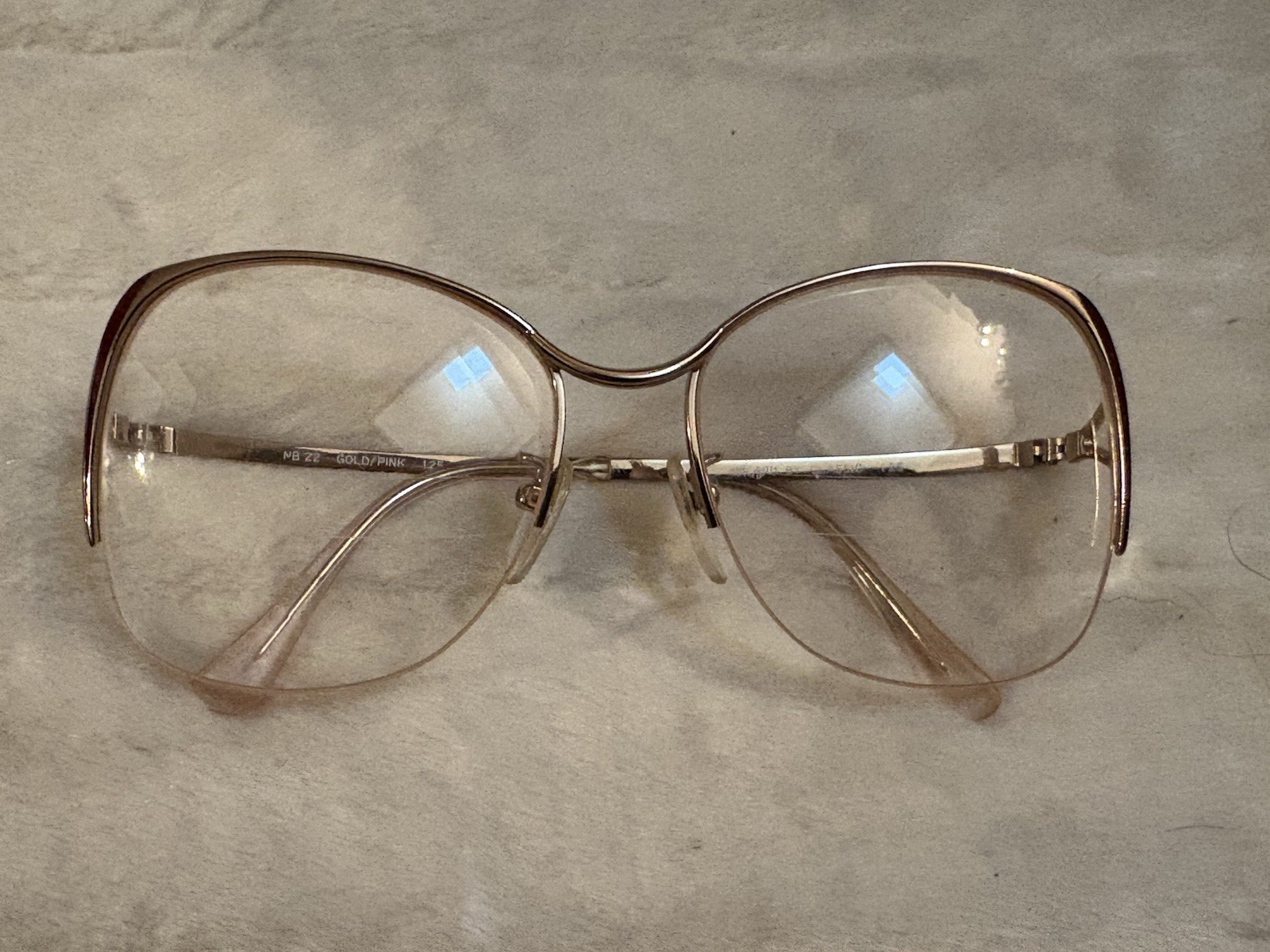 VTG NINO BALLI Oversized Eye Glasses Wire 3/4 Rimmed Gold Pink 125mm 54/16