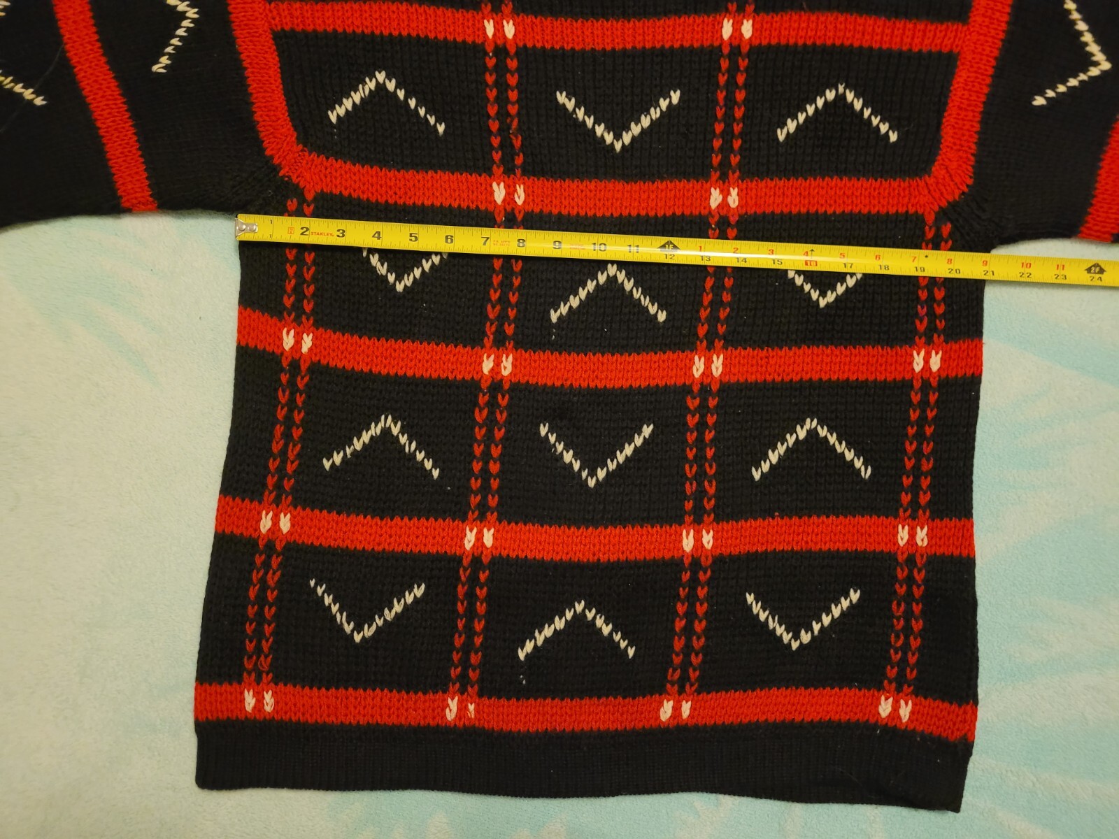 Vintage 100% Wool Men’s Sweater Made In Italy 1970’s Size 50 (Medium)
