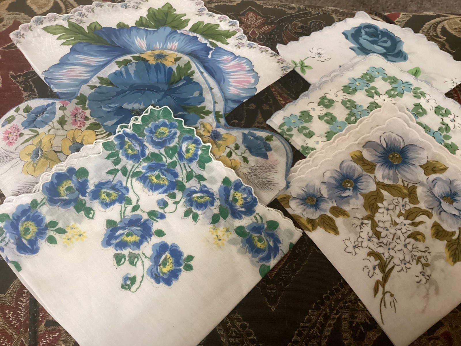 Lot Of 6 Variety Of Blue Floral Hankies Roses Apple Blossoms VGC 🎈