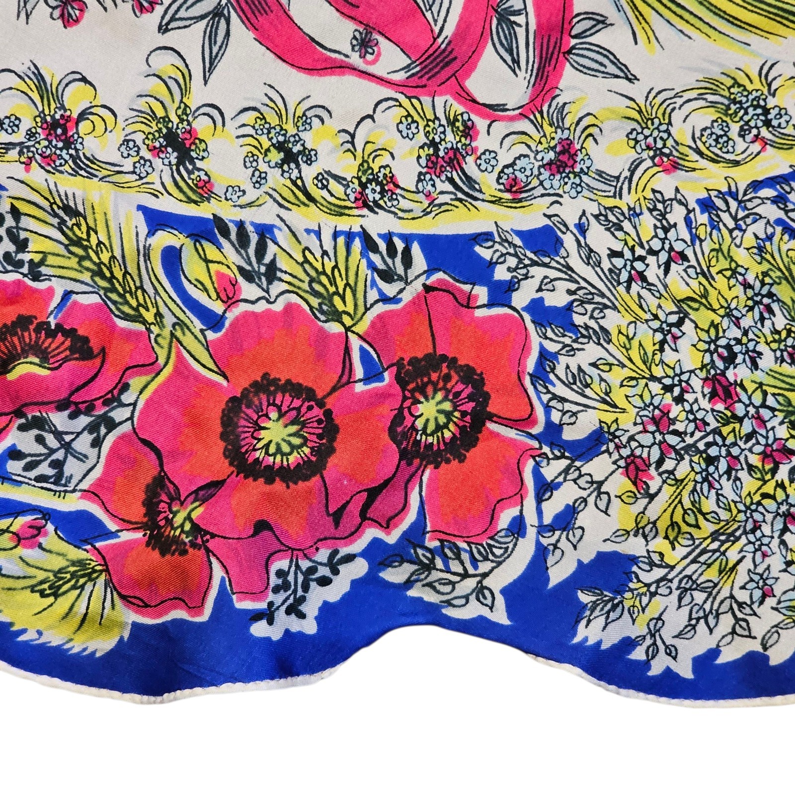 VTG Silk Round Floral Hankerchief Scalloped Edge Blue Pink Rare 40 In Rolled Hem