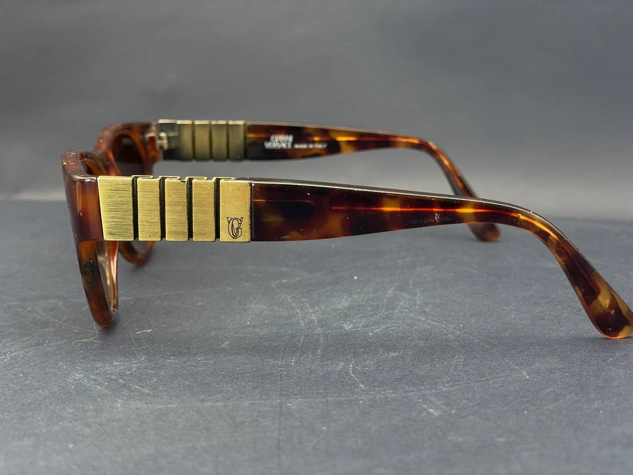Vintage Gianni Versace MOD 533 COL 806 Tortoise Cat Eye Sunglasses Italy NOS