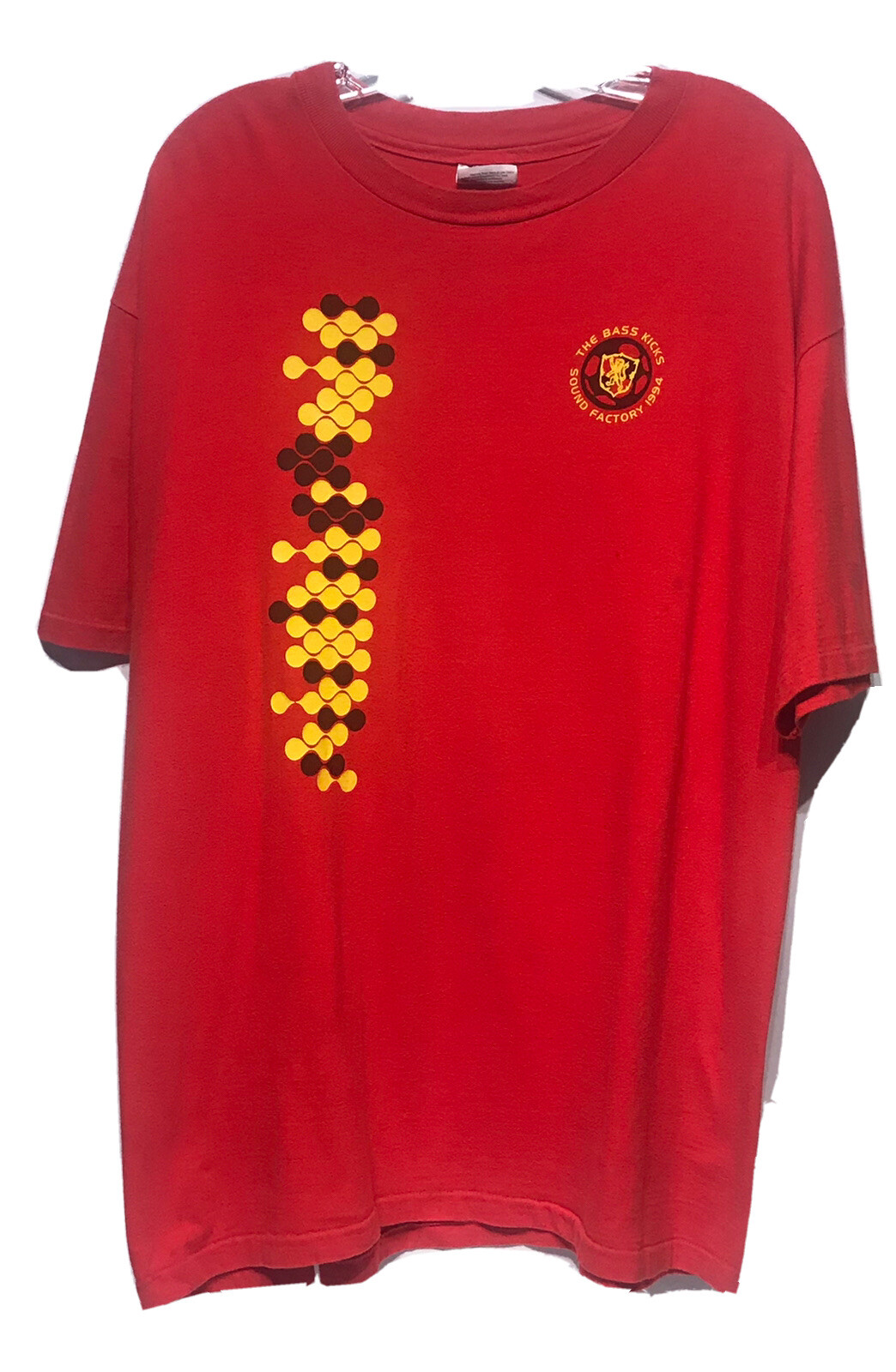 Vintage 90s The Bass Kicks T-Shirt Adult XL Mens Red 1994 Sound Factory