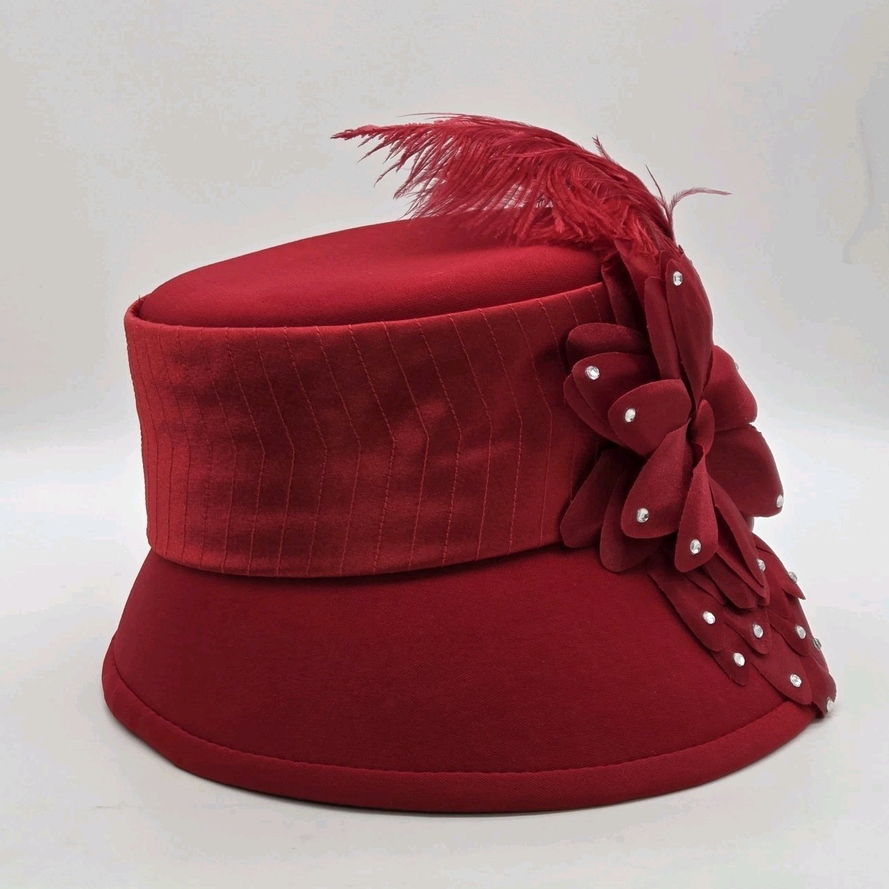 ML Studio Church Hat Red Cloche Derby Style Feathered Flower VTG 80s