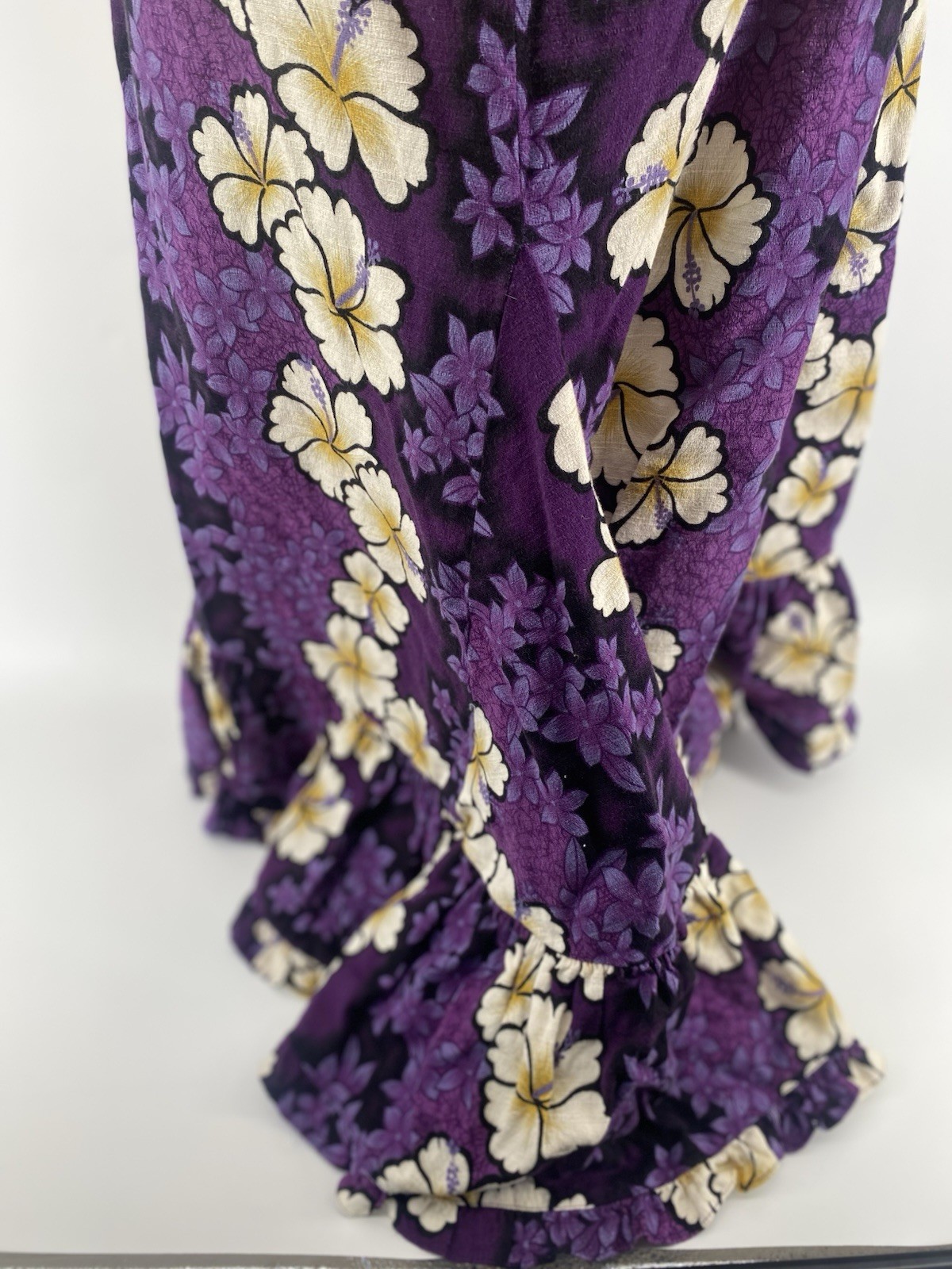Vintage Hilo Hattie Purple Hawaiian Hibiscus Flower Mu’umu’u Women’s Size Large