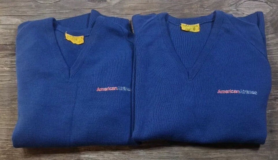 2 VTG BRANDELLA American Airlines V-Neck Preppy Flight Attendant blue Sweaters