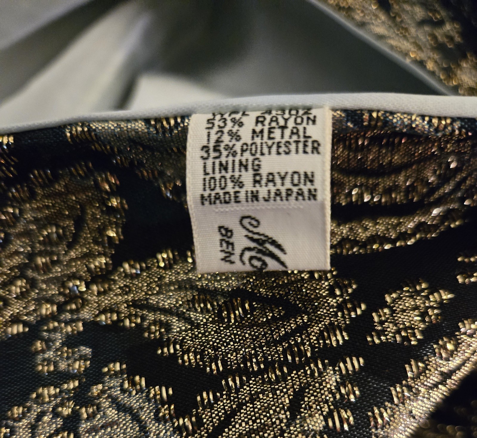 BEN GOODMAN – Mode Makers – GOLD SILVER BLACK – Iridescent – 70″ x 17″ SCARF