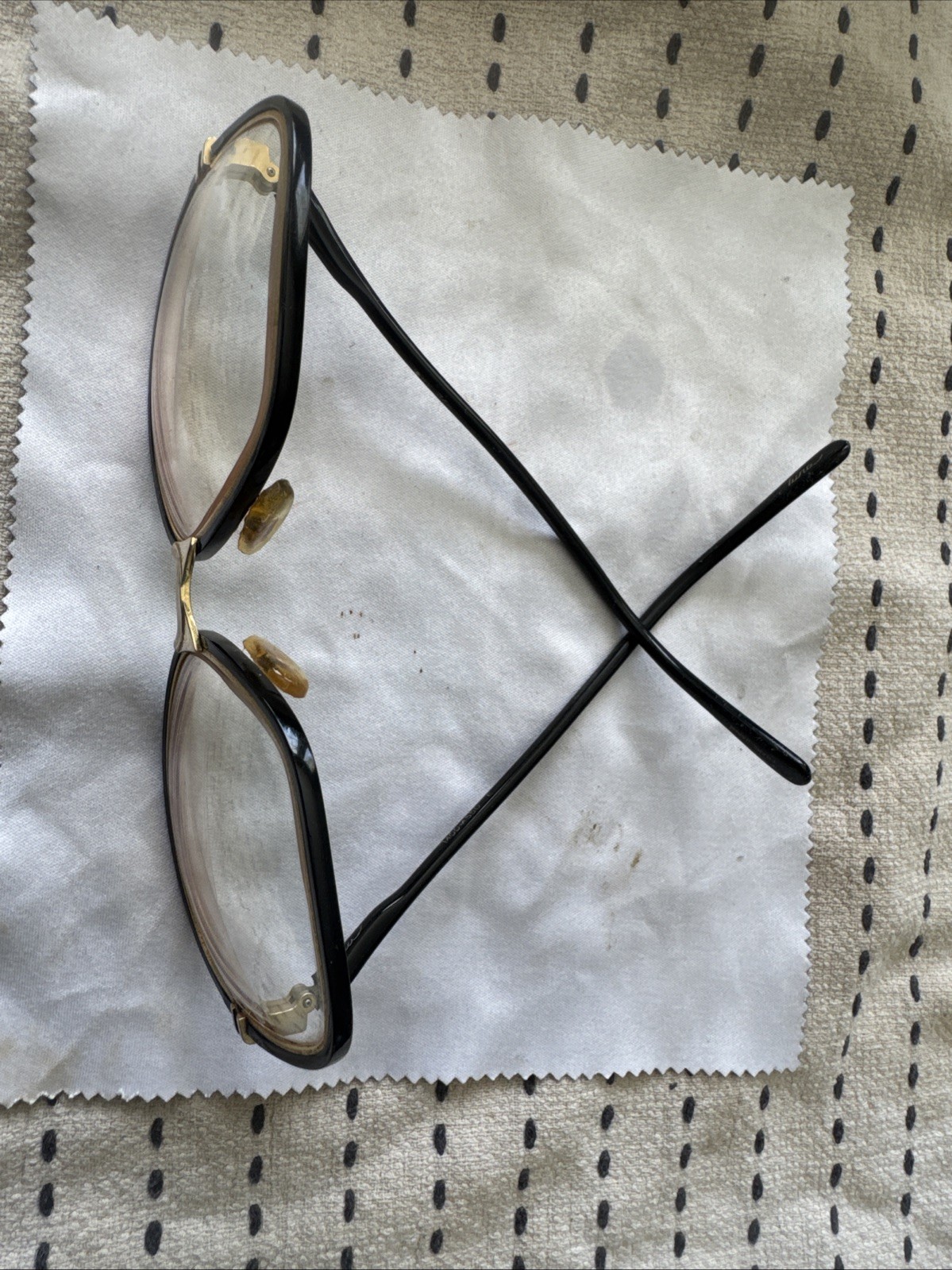Vintage Tura Womens Square MOD 550 Designer Eyeglasses Black Gold Full Frame