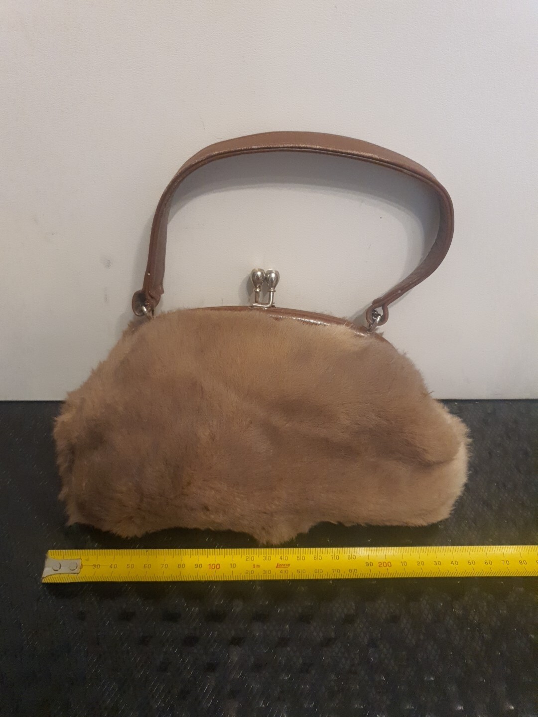 Vintage genuine kangaroo fur hide hand bag 25 X 16cm V G COND b15