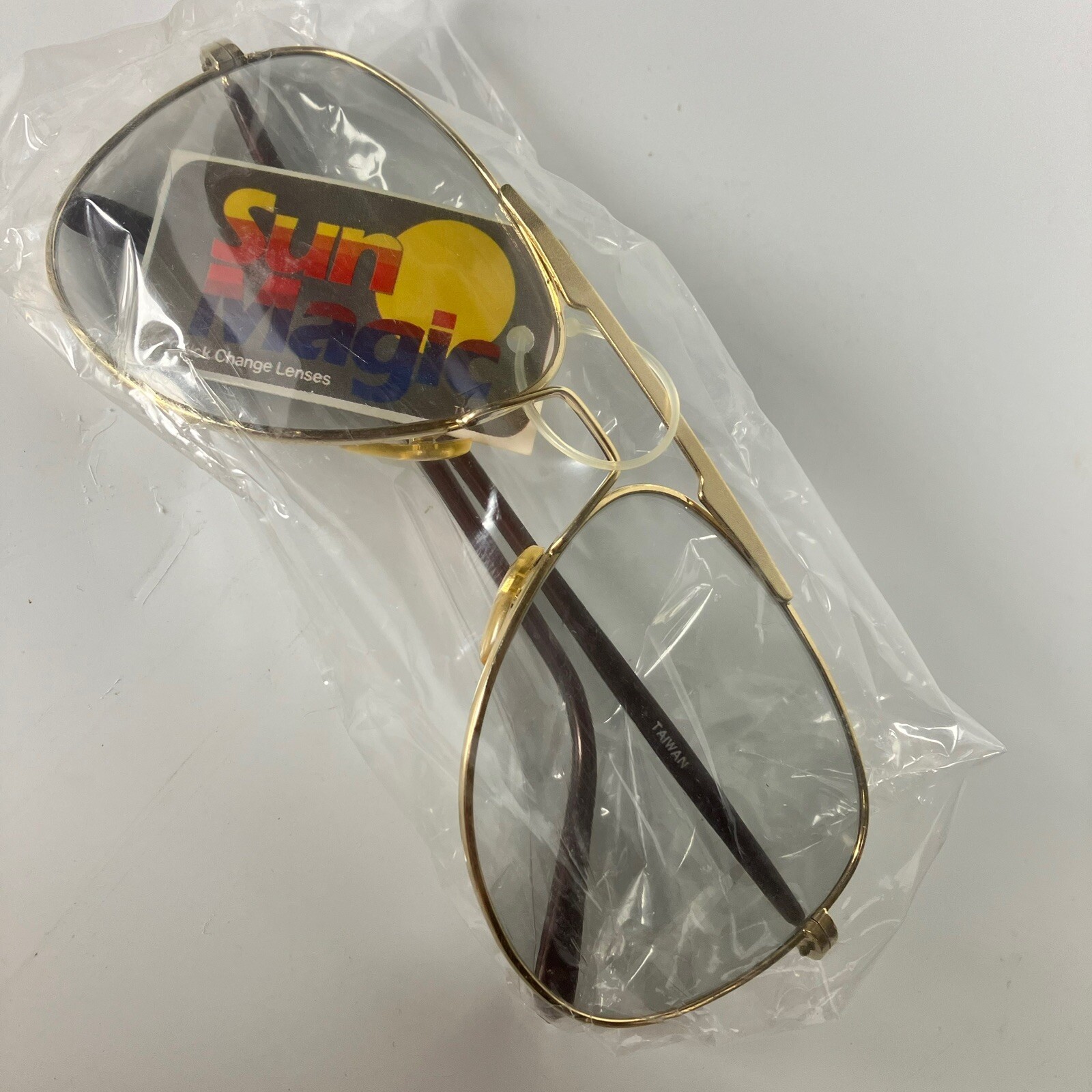 Vintage NOS Sun Magic Sunglasses Aviator Mob Gangster Dwight Gold Tone 80s Gray