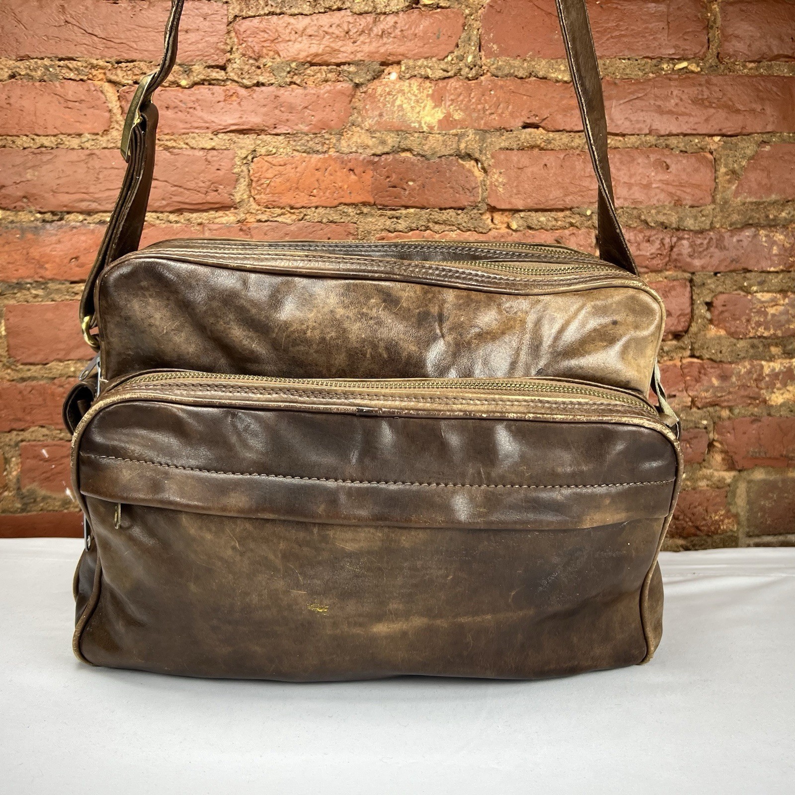 Vintage Distressed Leather Shoulder Messenger Bag Brown Brass Buckles Unbranded