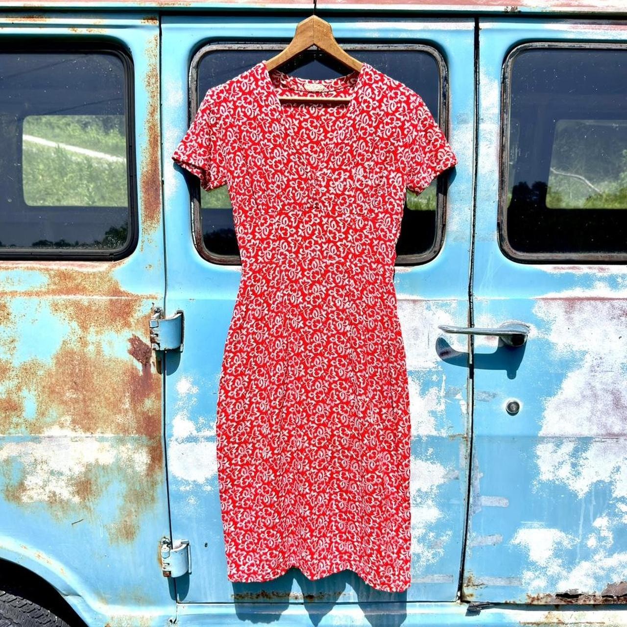 1930s red rayon knit dress w/ all over white petal leaf embroidery