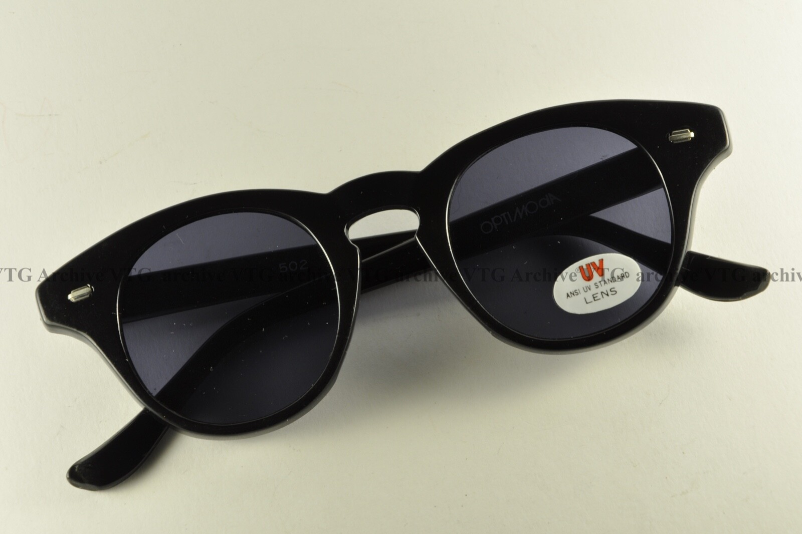 Vintage OPTIMODA 70s/80s Never Used Muscot Pantos Style Glasses FLAT LENS