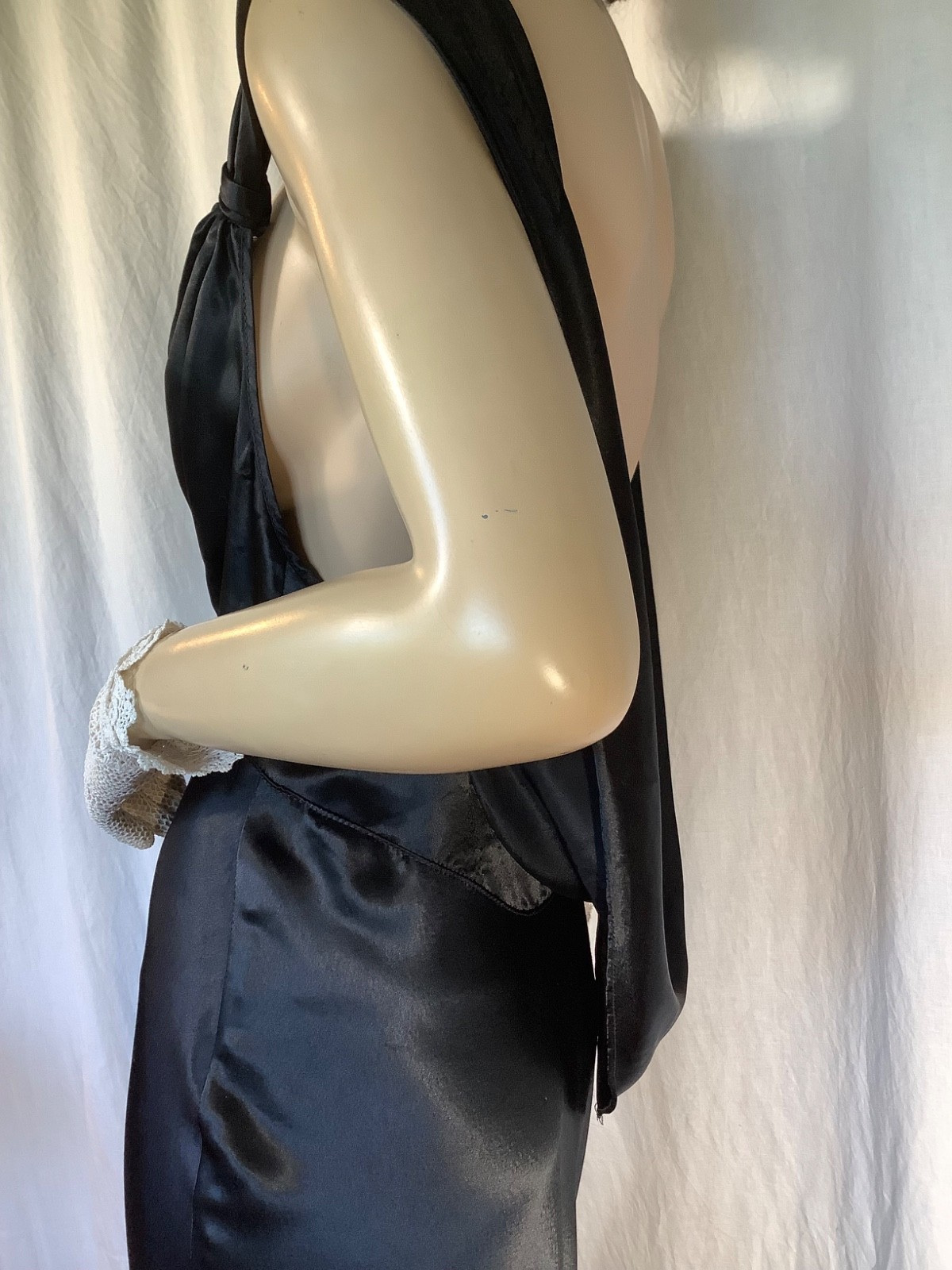 Nightgown negligee Black satin M slinky Cowl karma Bias backless 30s Art Deco