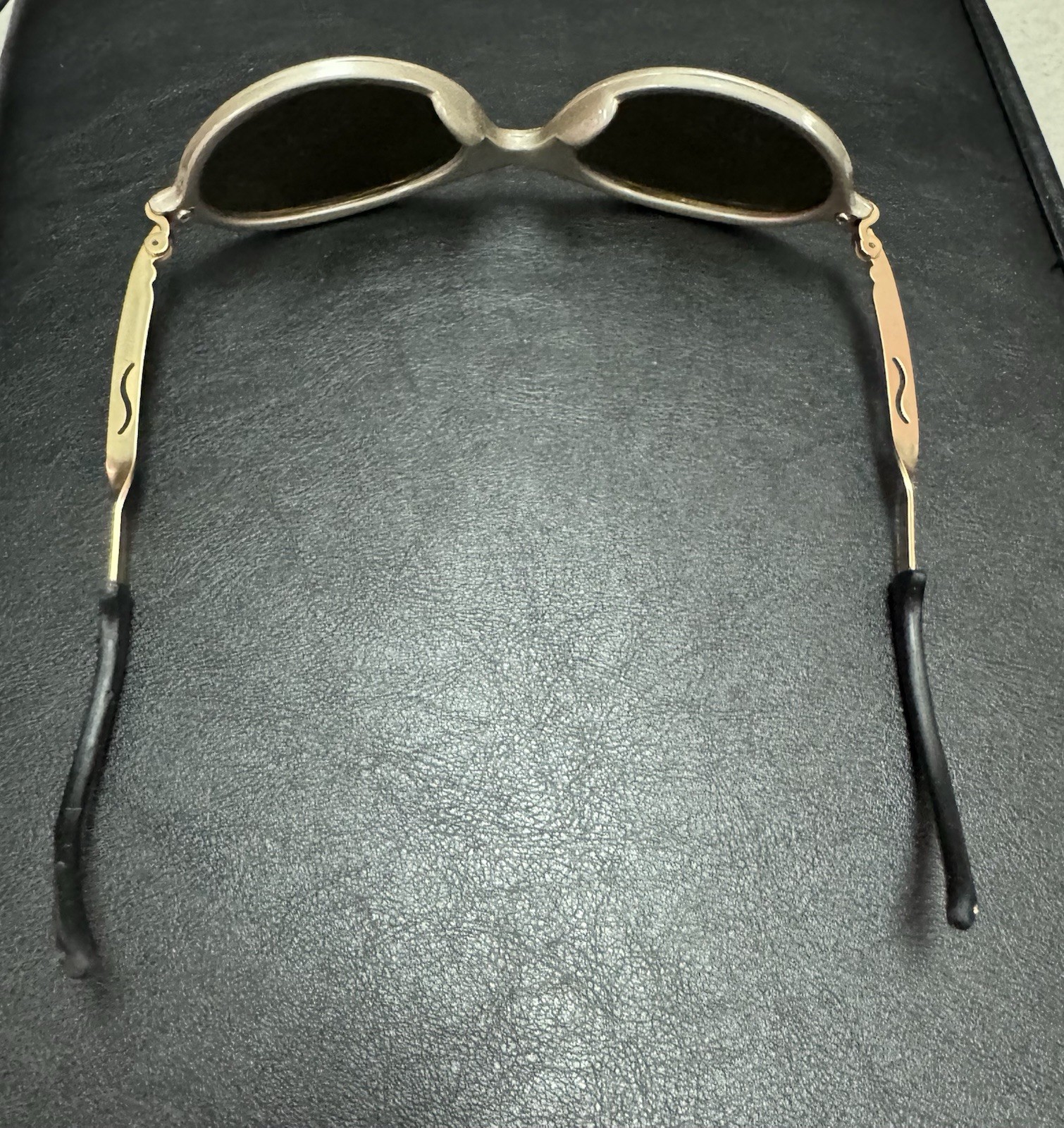 Ray-Ban W2390 Oval Gold Metal Frame Brown Lens Sunglasses w/ Case 125mm