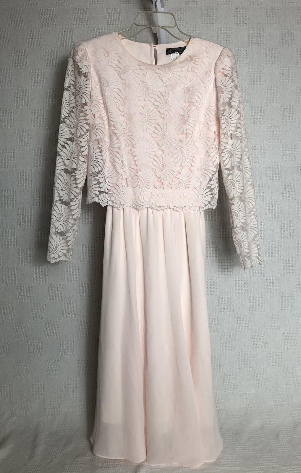 Lisa Michaels Women’s Dress~Size10~Pink~Elegant Floral Lace Overlay Chiffon~Vtg