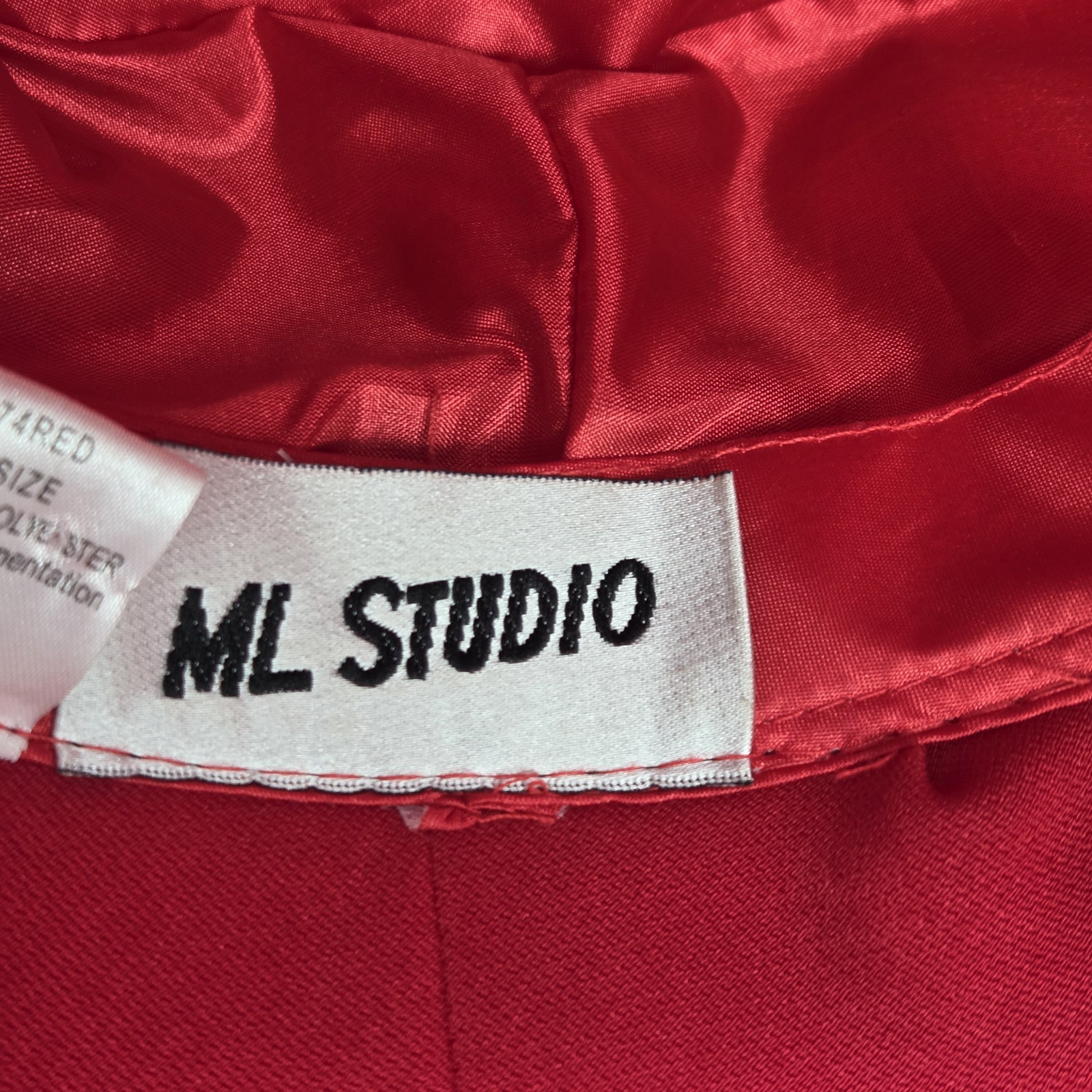 ML Studio Church Hat Red Cloche Derby Style Feathered Flower VTG 80s