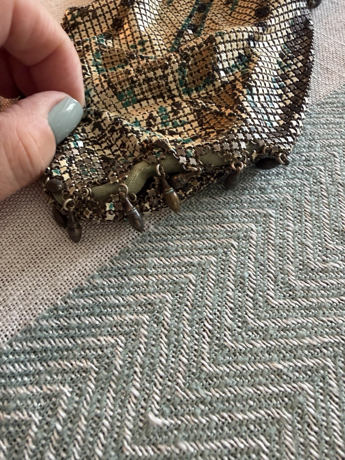 Vintage Mandalian Mfg. Co. Enamel Mesh Purse c. 1920s Art Deco Flapper Handbag