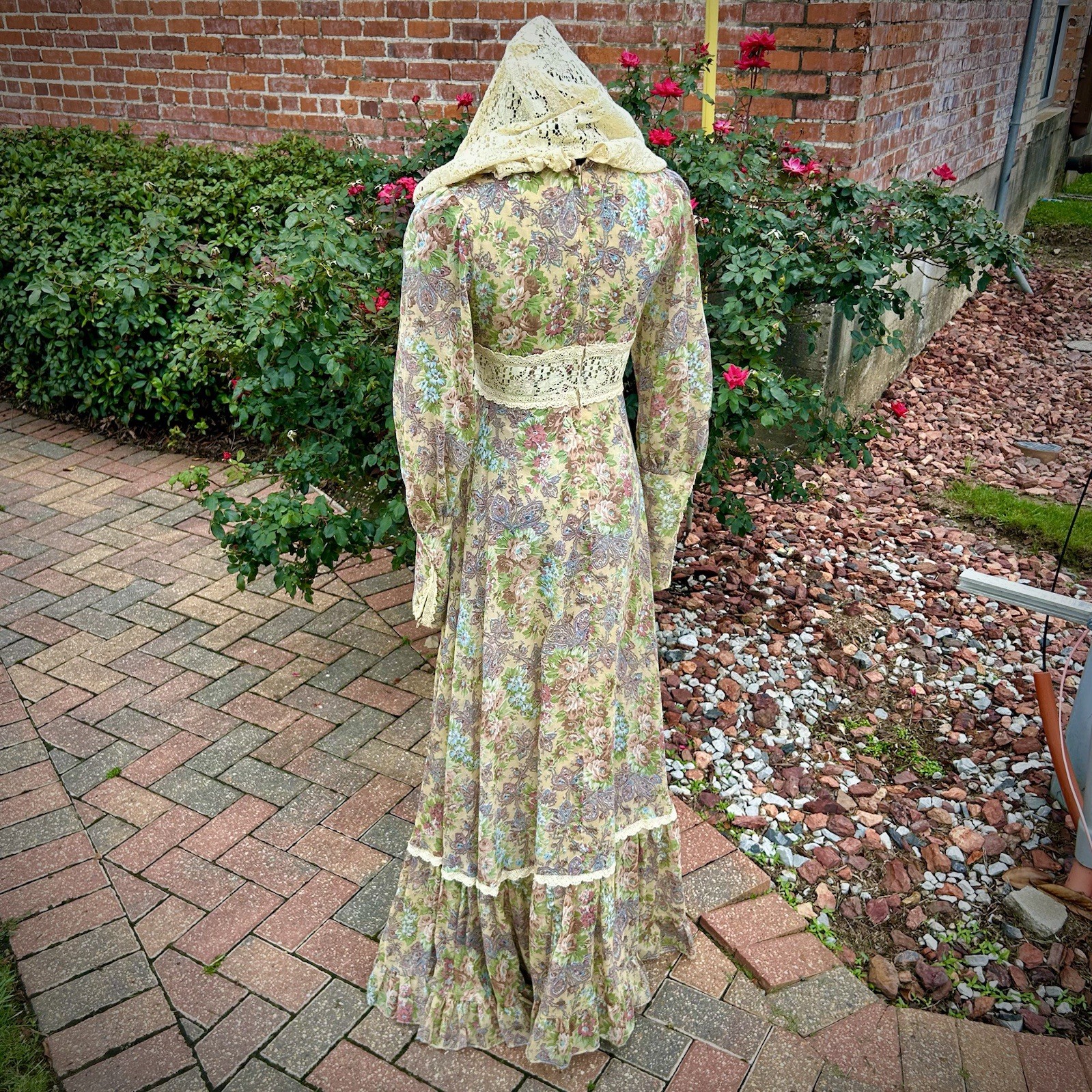 VTG 1970s XS Gunne Sax Grail Lace Hooded Floral Prairie Maiden Dress Sz 7