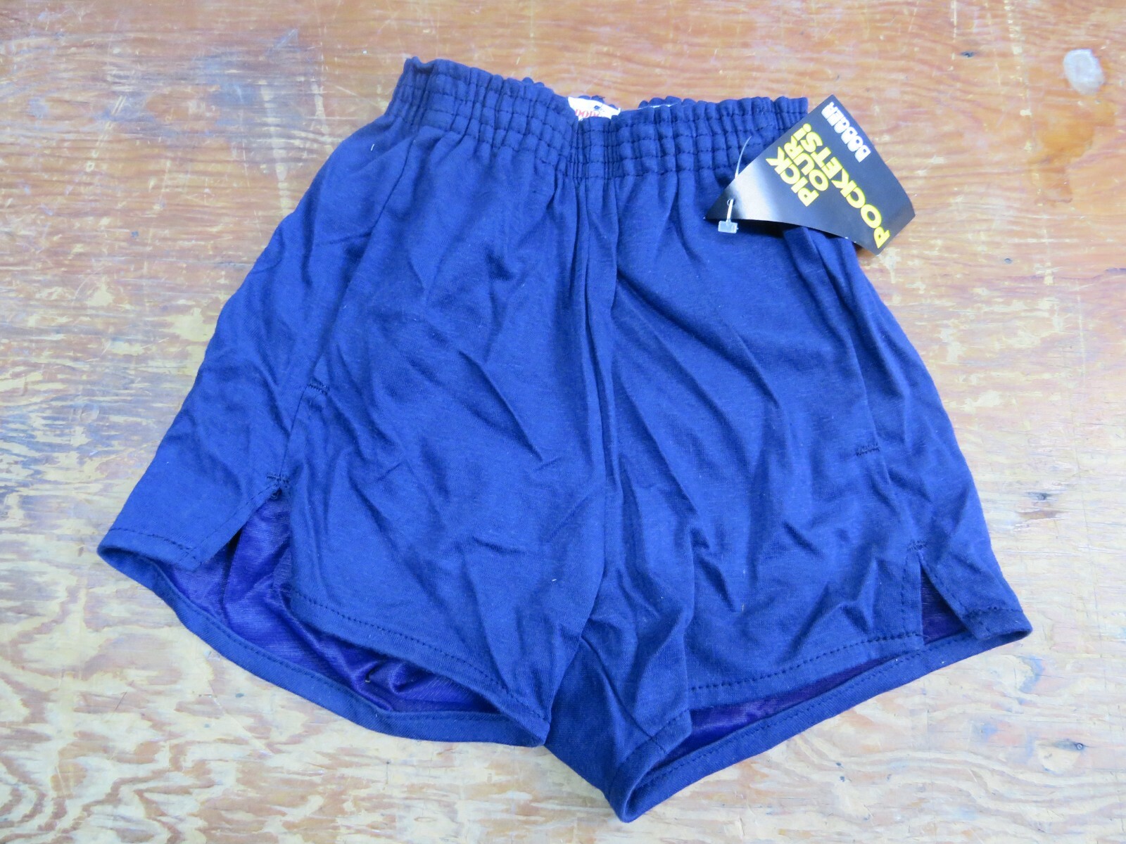 Vintage NOS 70’s Dodger gym running Shorts Youth Sizing Dark Blue (2)