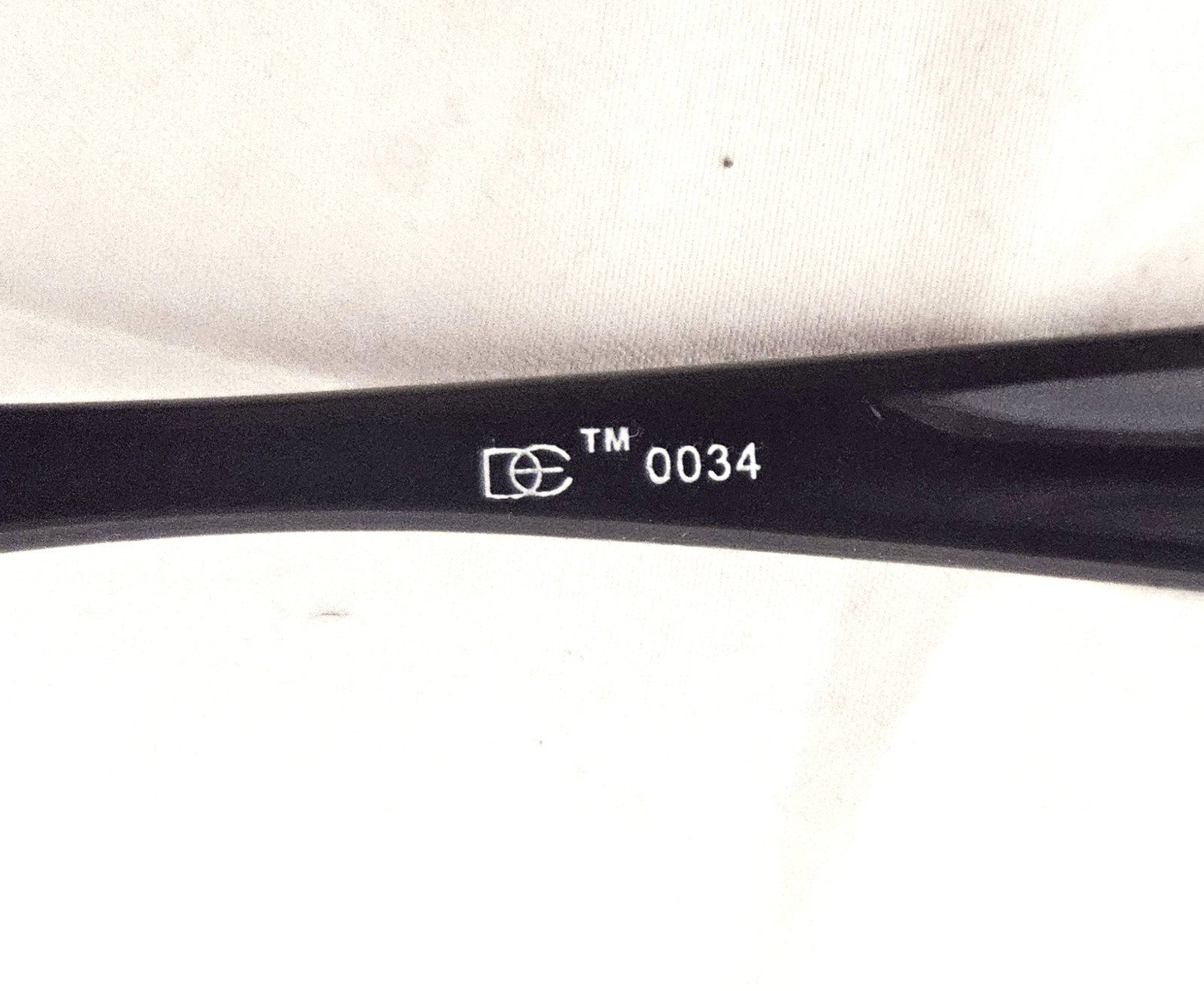 Designer Eyewear DE 0034 Sunglasses Adult Unisex Black Wrap Around Sun Glasses