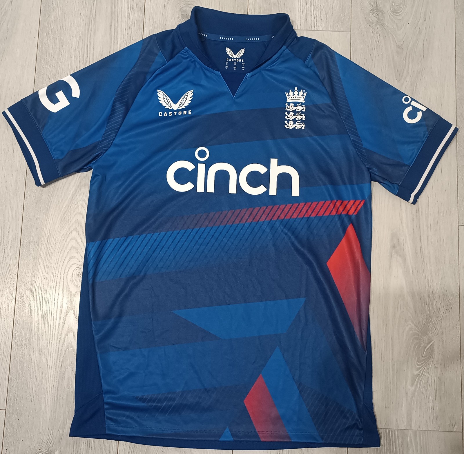 England Cricket Jersey Castore Cinch Blue Short Sleeve Men’s Shirt Size M